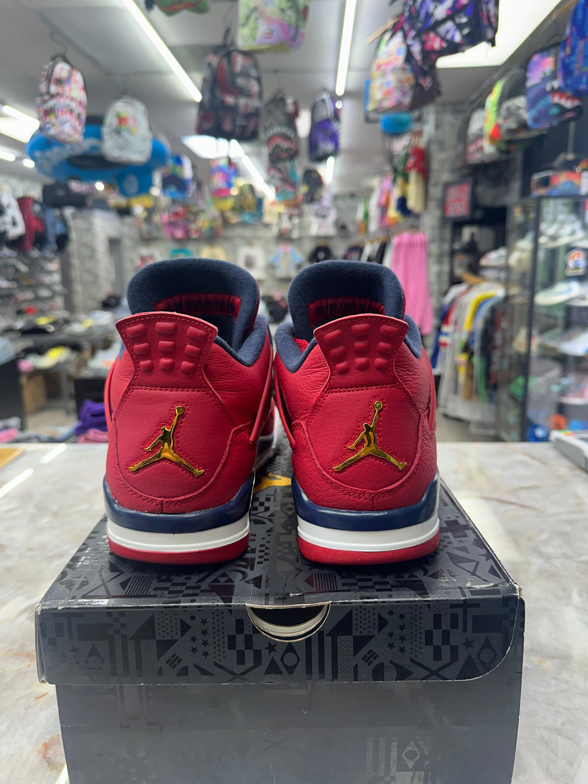 Air Jordan 4 Retro "FIBA" *Size 10.5 Preowned* CI1184-617