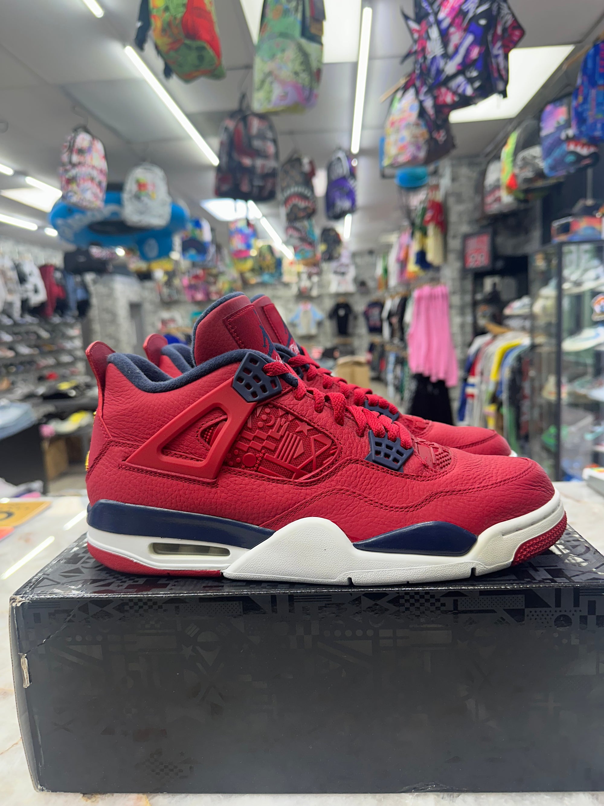 Air Jordan 4 Retro "FIBA" *Size 10.5 Preowned* CI1184-617