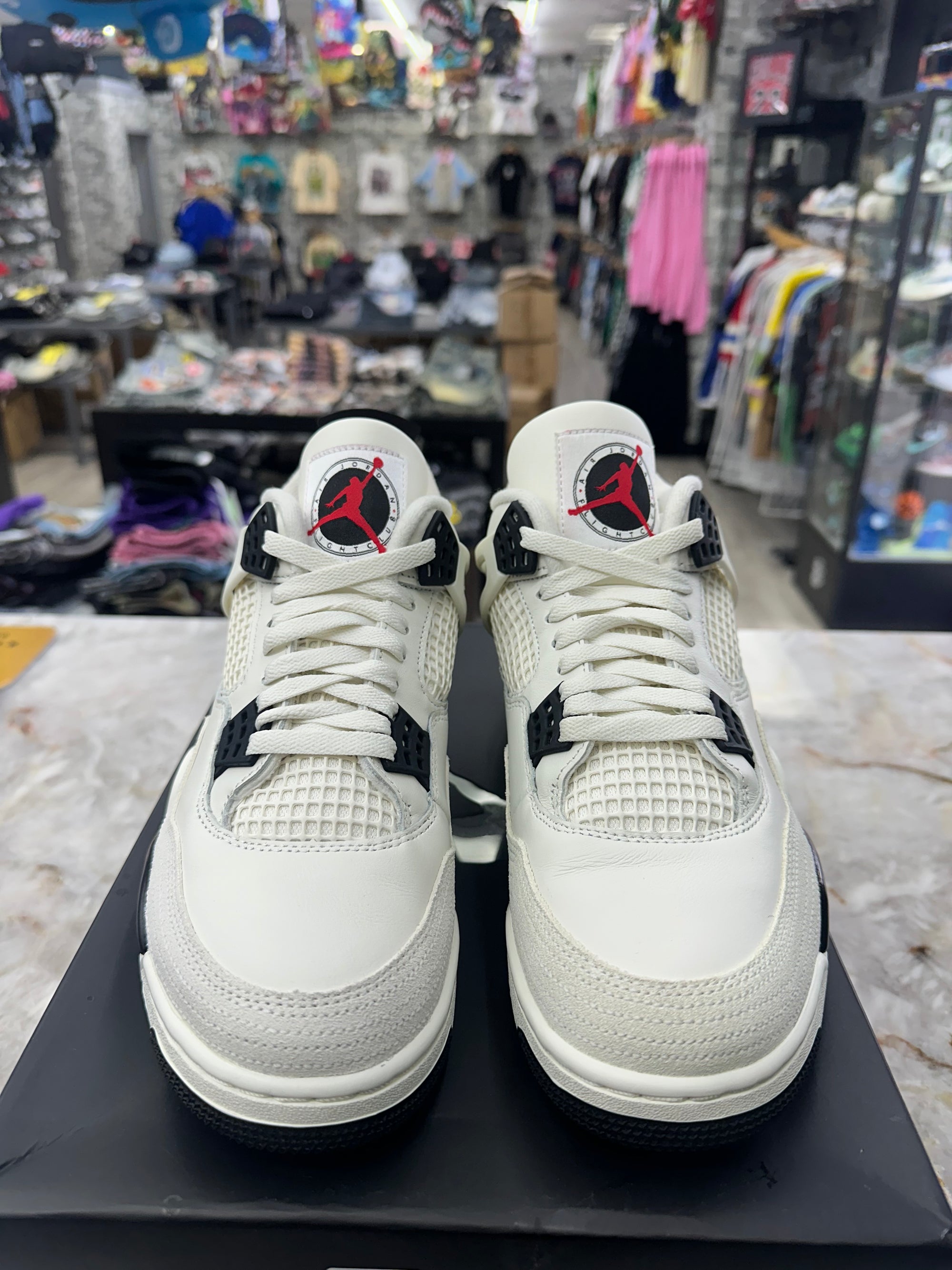 Air Jordan 4 Retro "Flight Club" *Size 10.5 Preowned* IM4002-100
