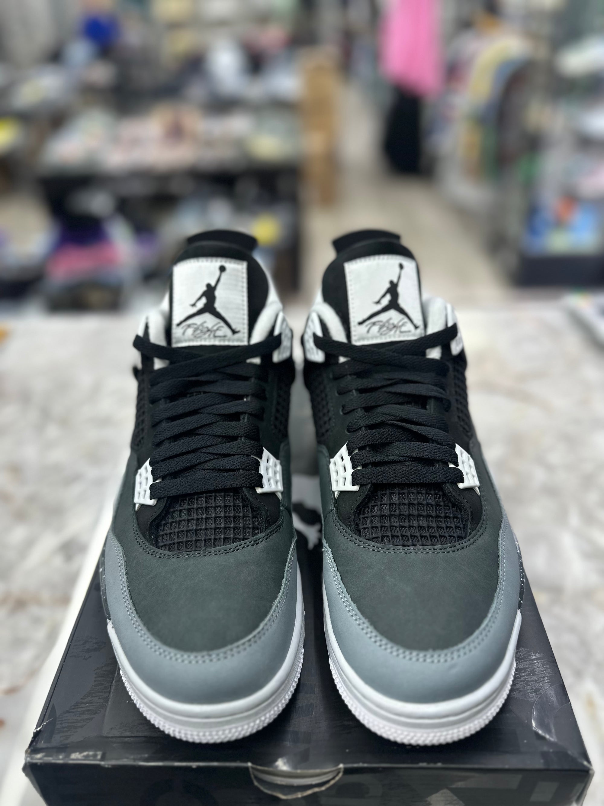Air Jordan 4 Retro "Fear" *Size 11 Preowned* FQ8138-002