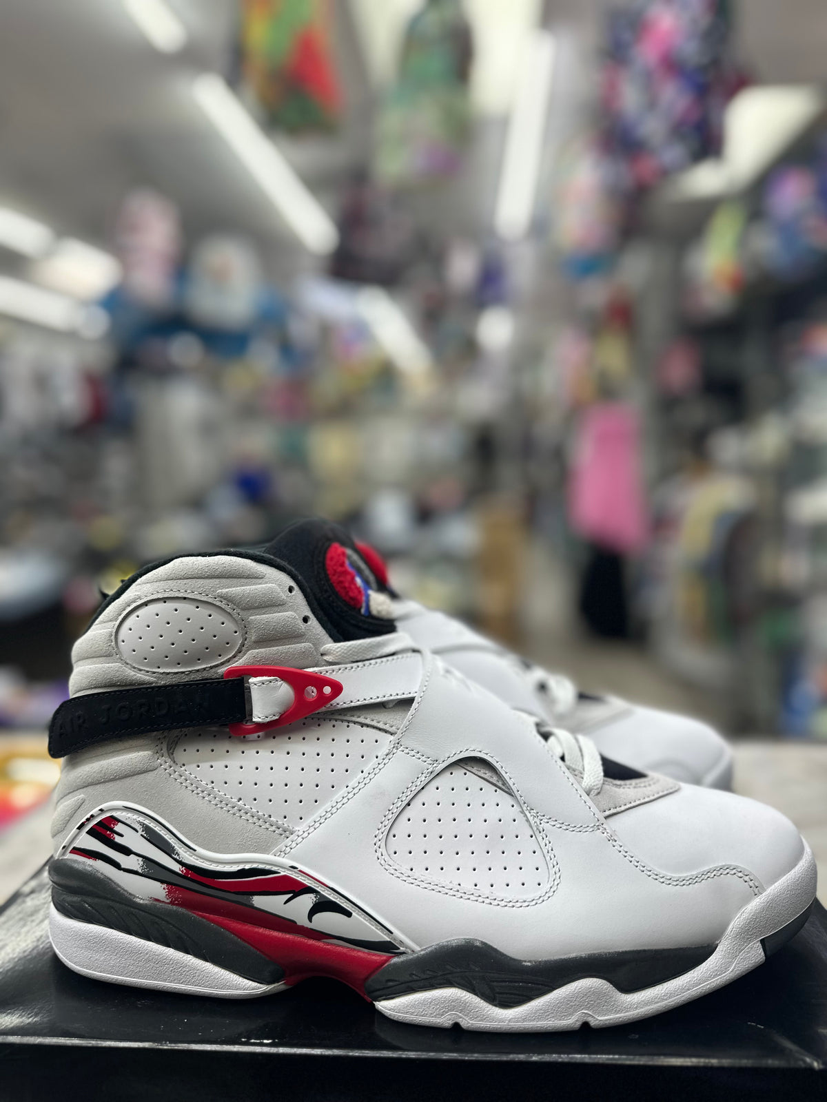 Air Jordan 8 Retro "White True Red" *Size 13 Preowned* 305381-100