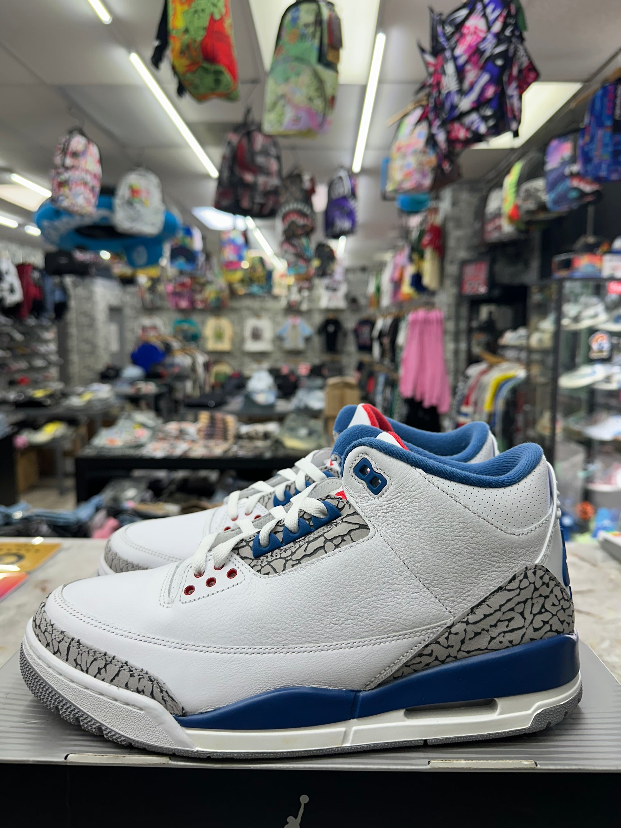 Air Jordan 3 Retro "True Blue" *Size 11 Preowned* IF4396-104