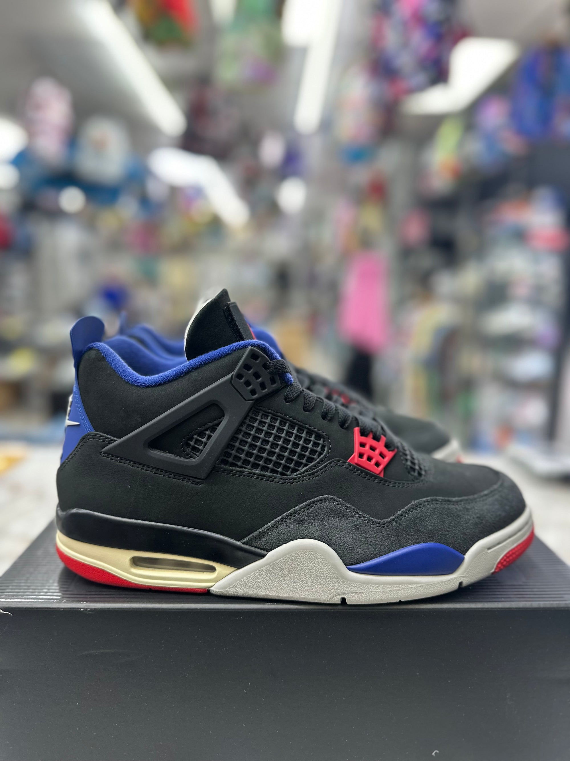 Air Jordan 4 Retro "Rare Air" *Size 11 Preowned* FV5029-003