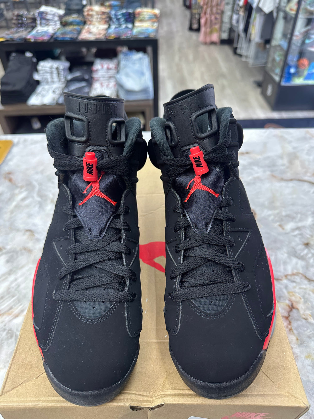 Air Jordan 6 Retro "Infrared Salesman" *Size 9 Preowned* CT8529-001