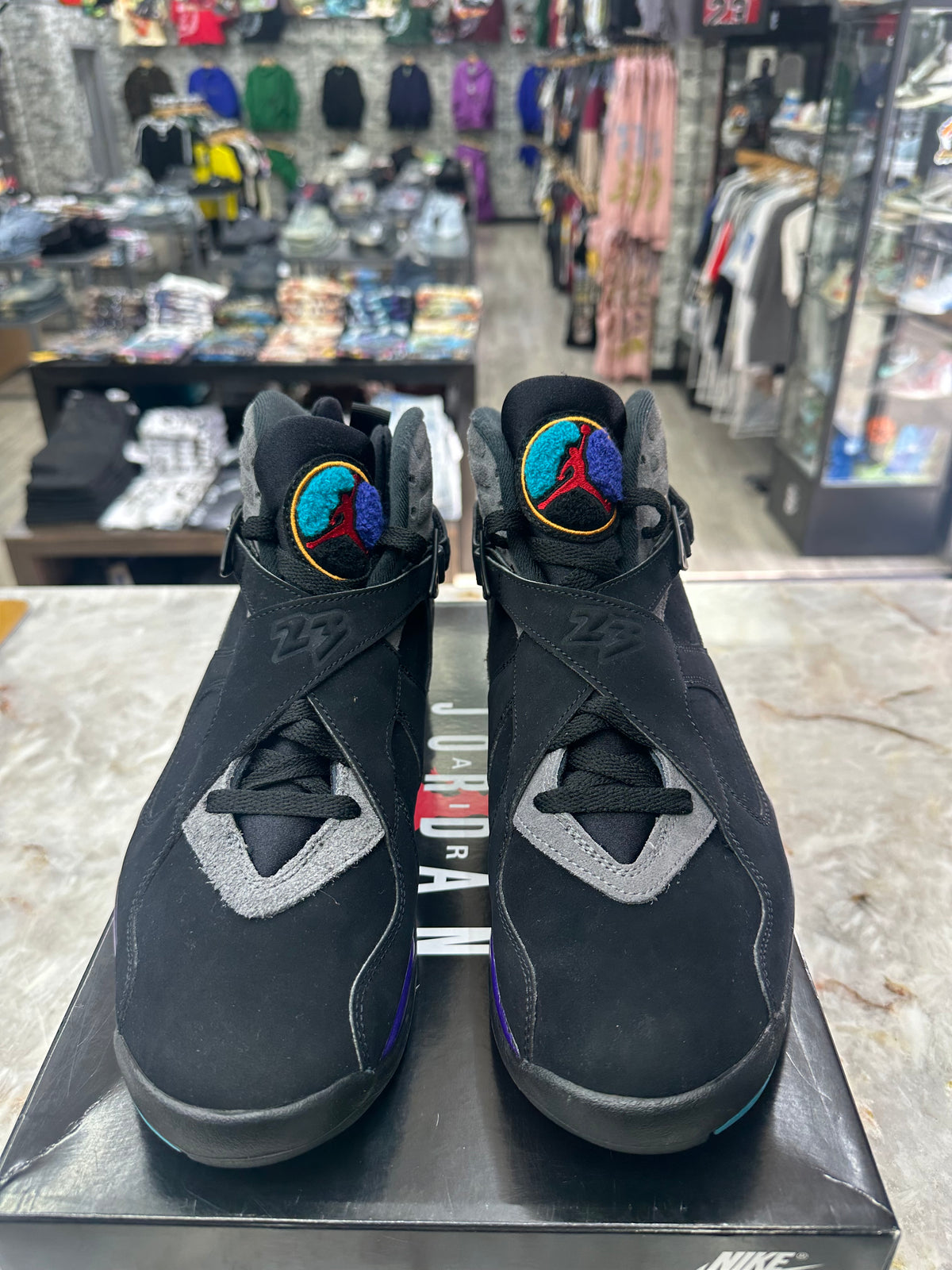 Air Jordan 8 Retro "Aqua" *Size 10.5 Preowned* 305381-006