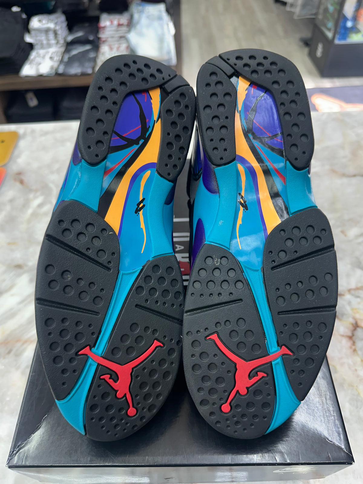 Air Jordan 8 Retro "Aqua" *Size 10.5 Preowned* 305381-006