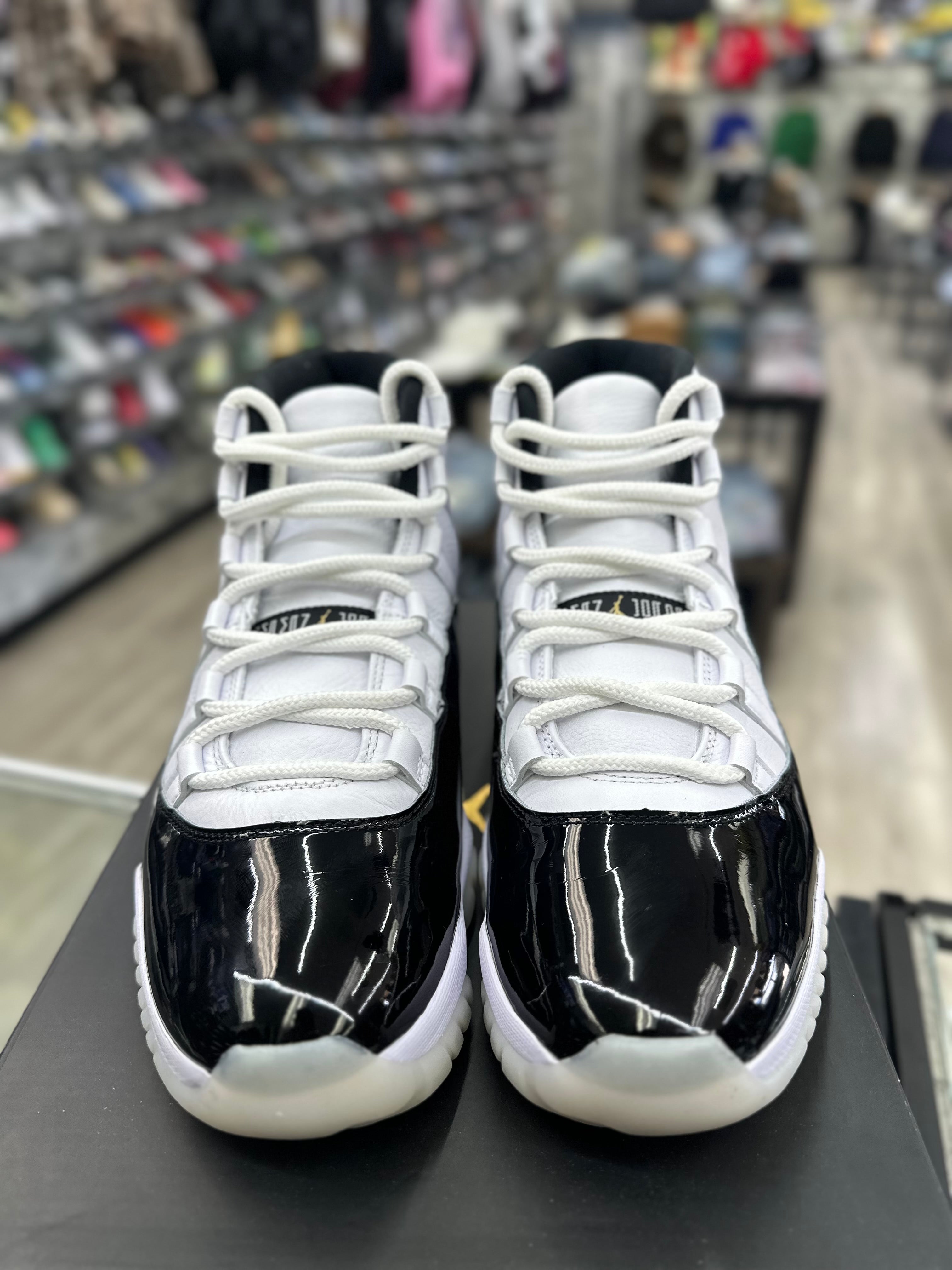 Air Jordan 11 – kicksby3y