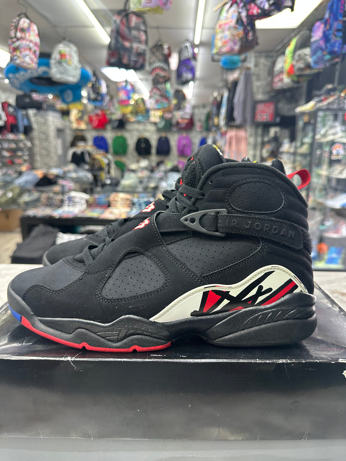 Air Jordan 8 Retro "Playoffs" *Size 9.5 Preowned* 305381-062