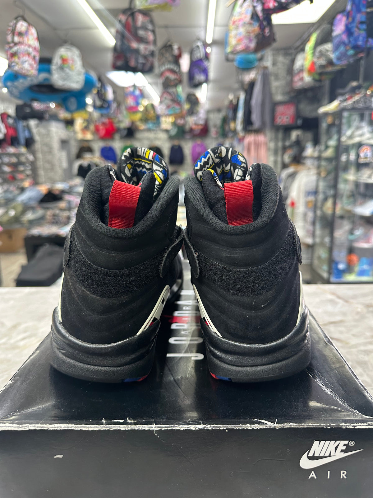 Air Jordan 8 Retro "Playoffs" *Size 9.5 Preowned* 305381-062