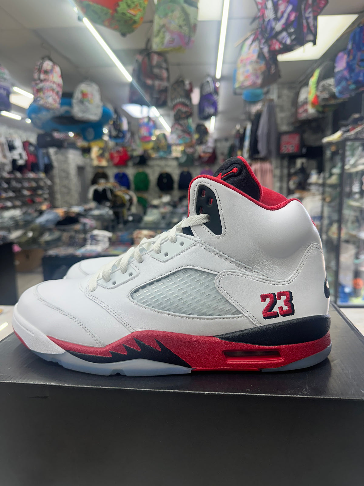 Air Jordan 5 Retro "Fire Red Black Tongue" *Size 13 Preowned* HQ7978-101