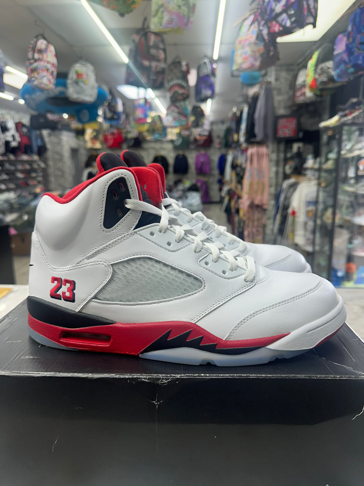 Air Jordan 5 Retro "Fire Red Black Tongue" *Size 13 Preowned* HQ7978-101