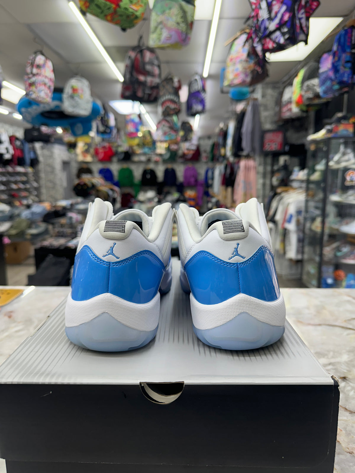 Air Jordan 11 Retro Low "University Blue" *Size 10.5 Preowned* FV5104-100