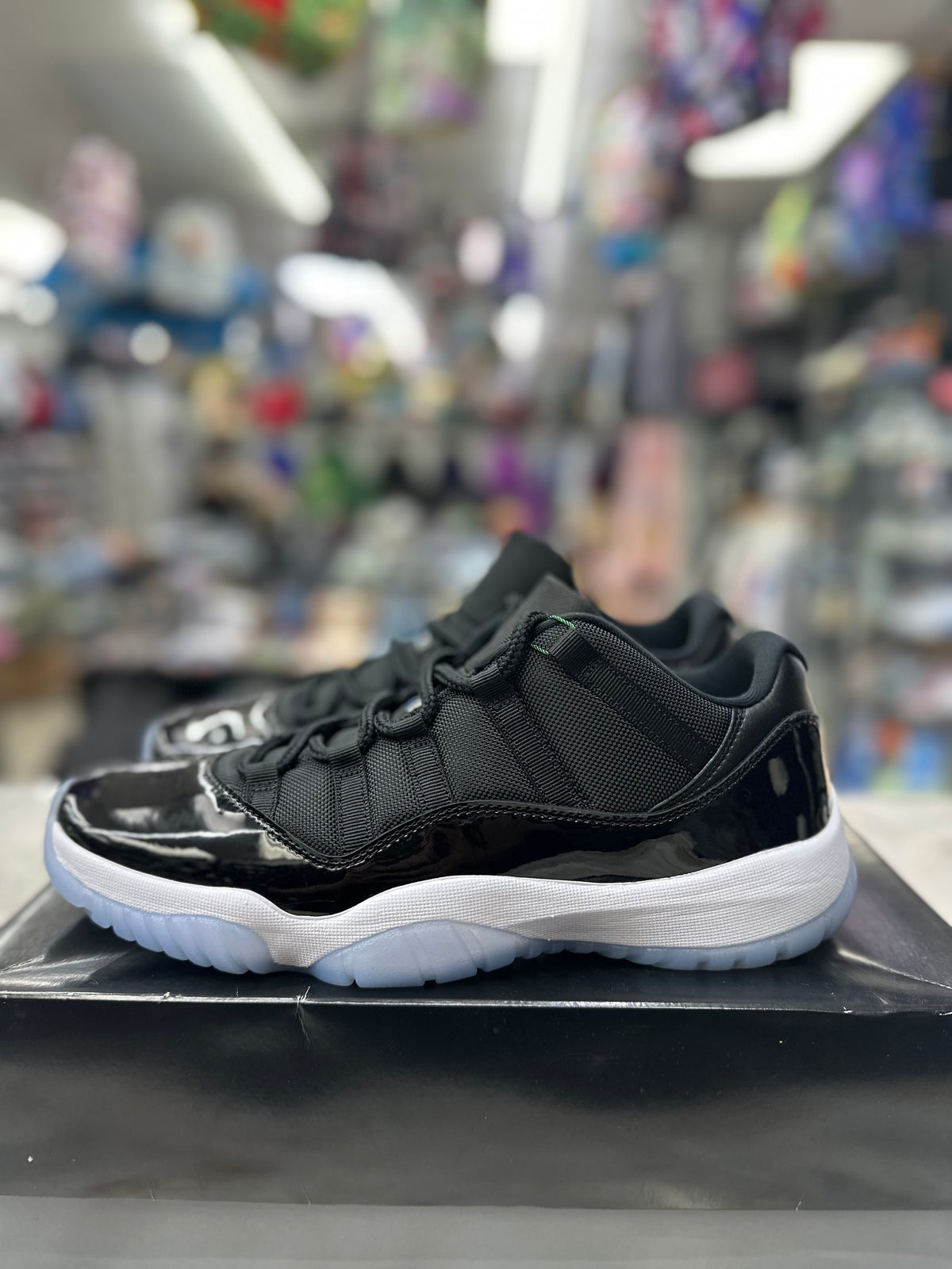 Air Jordan 11 Retro Low "Space Jam" *Size 11.5 Preowned* FV5104-004