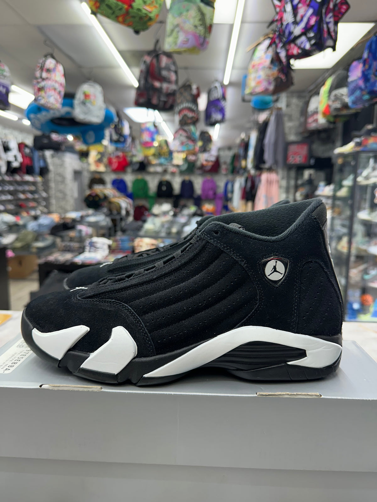 Air Jordan 14 Retro "Black White" *Size 10 Preowned* 487471-016