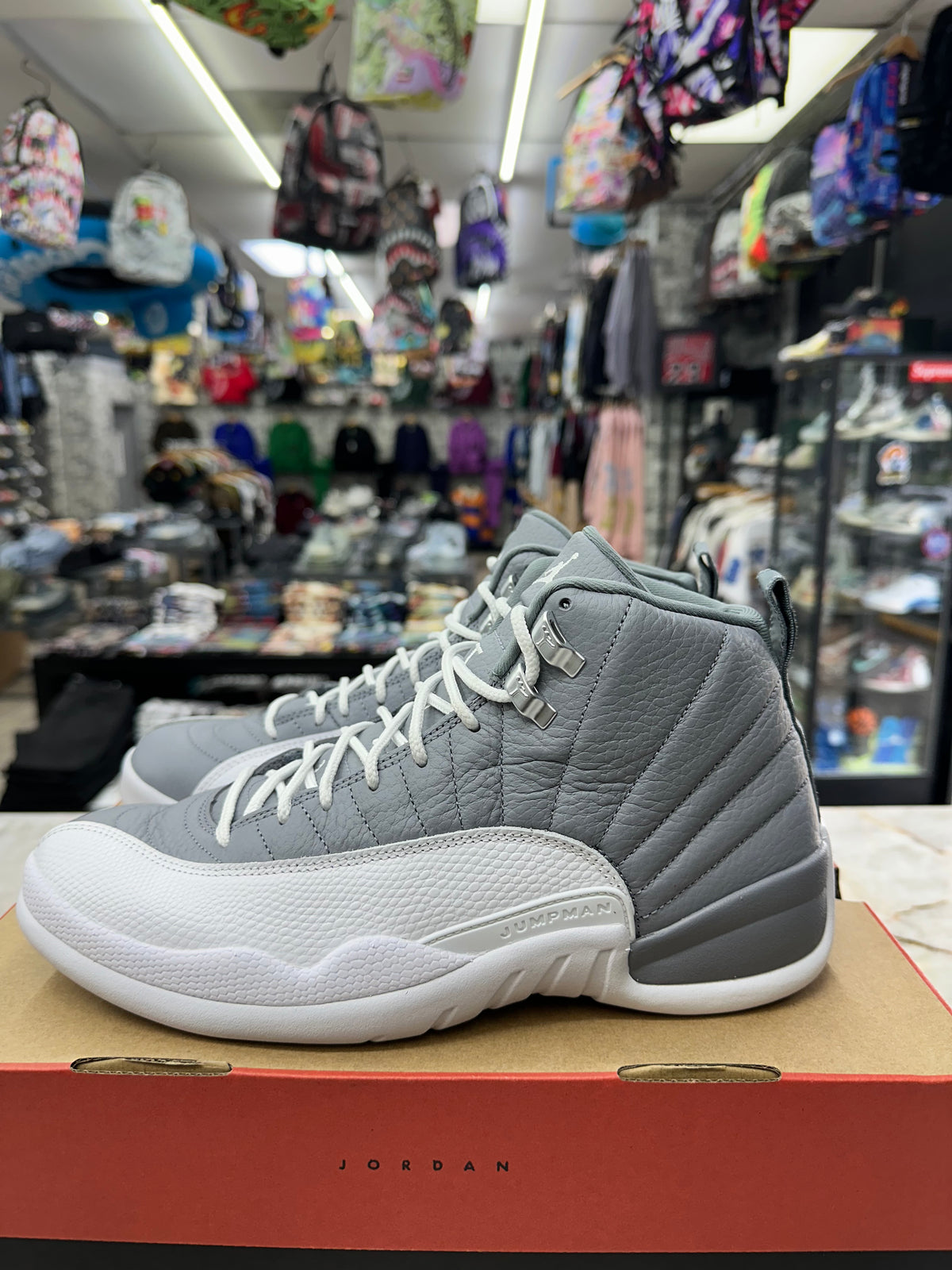 Air Jordan 12 Retro "stealth" *Size 10 Preowned* CT8013-015