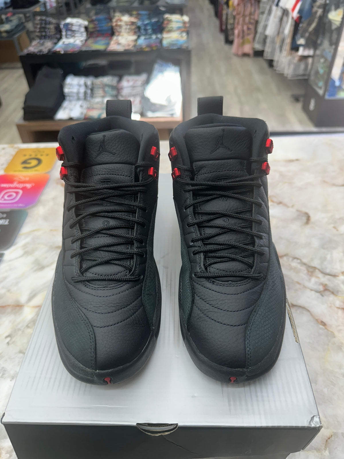 Air Jordan 12 Retro "Bloodline" *Size 8.5 Preowned* CT8013-003