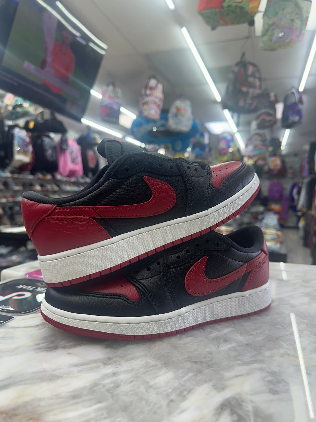 Air Jordan 1 Retro Low OG "Banned" (GS) IW6277-001