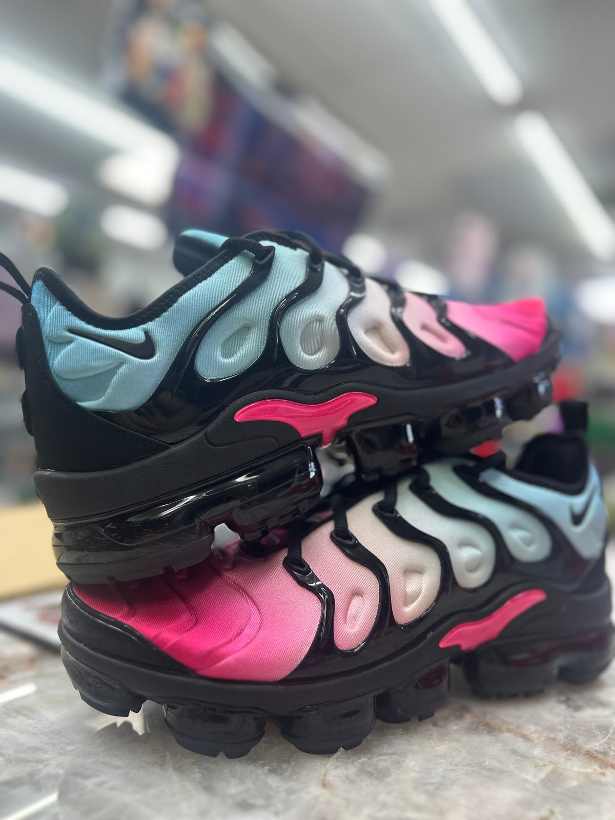 Nike Air VaporMax Plus "Hyper Pink Glacier Ice (Women’s)" CZ7954-600