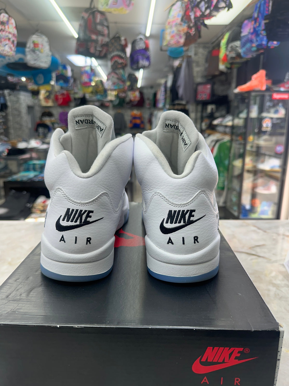 Air Jordan 5 Retro "White Metallic" *Size 11 Preowned* HQ7978-103