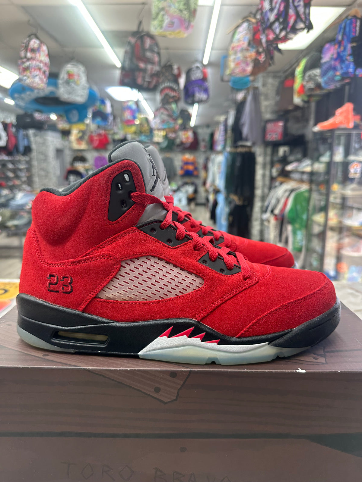 Air Jordan 5 Retro "Raging Bull Red" *Size 10.5 Preowned* DD0587-600