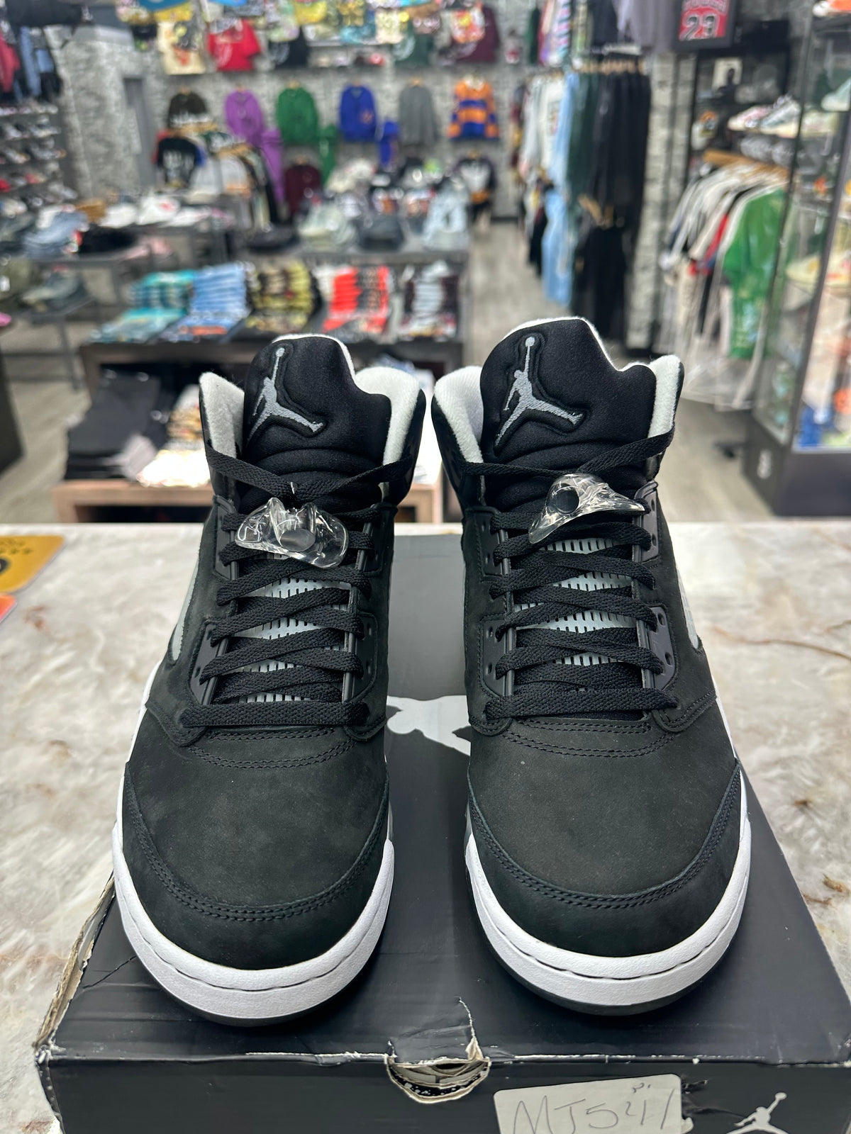 Air Jordan 5 Retro "Moonlight" *Size 10 Preowned* CT4838-011