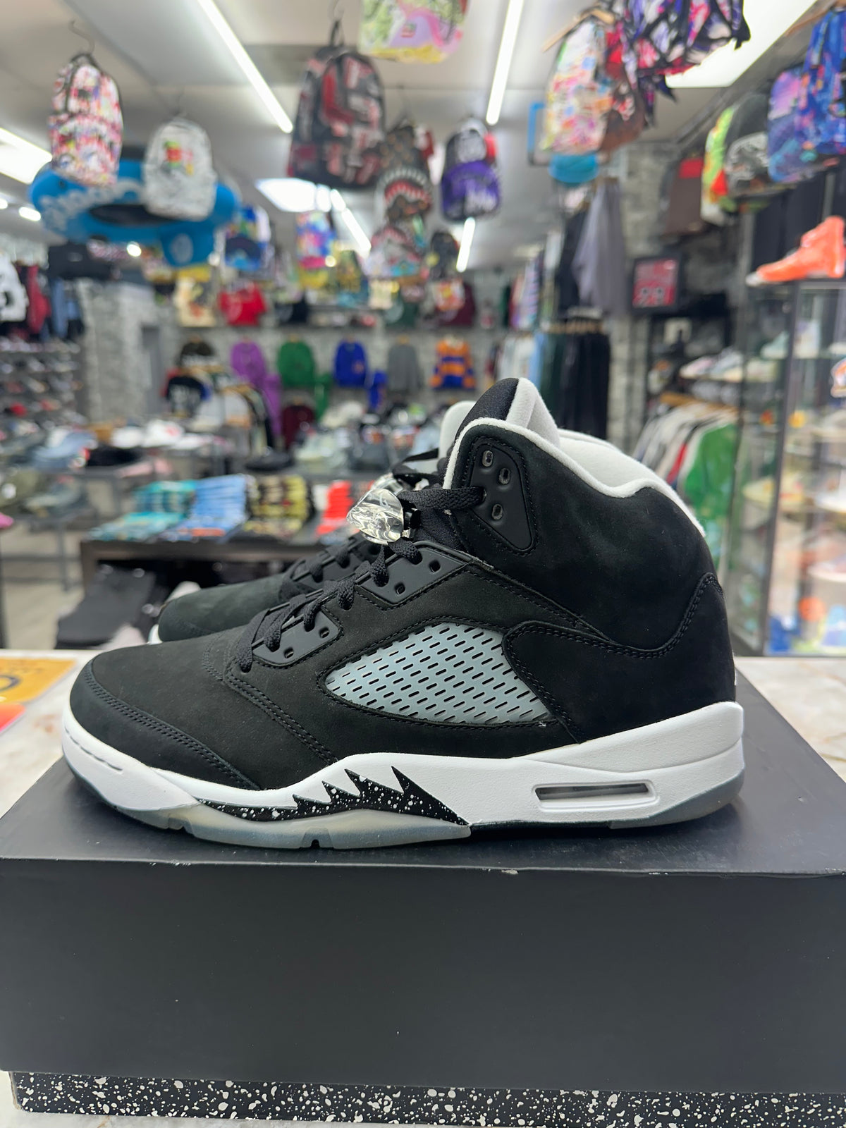 Air Jordan 5 Retro "Moonlight" *Size 10 Preowned* CT4838-011