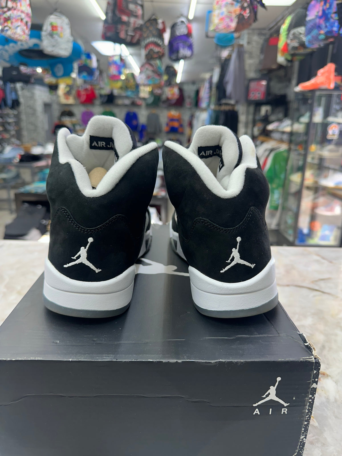 Air Jordan 5 Retro "Moonlight" *Size 10 Preowned* CT4838-011