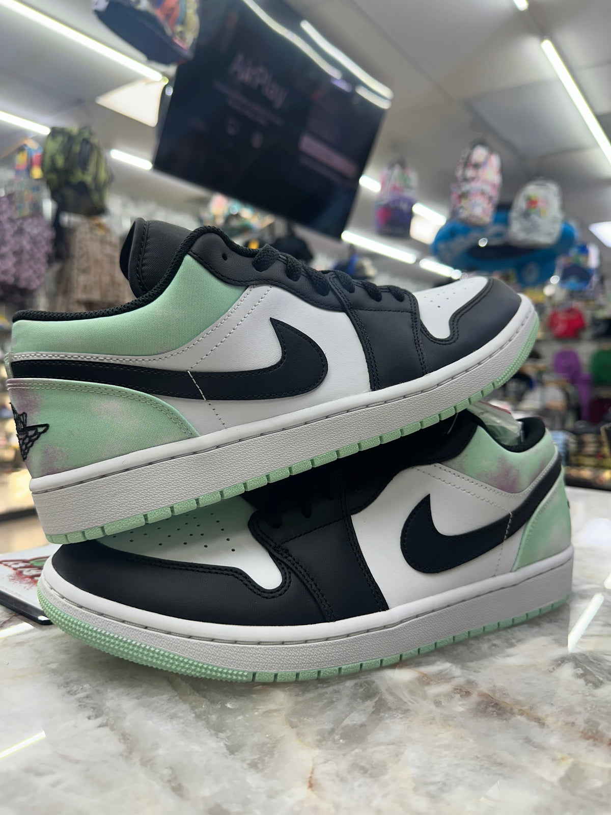 Air Jordan 1 Low  “Tie-Dye” DM1199-100