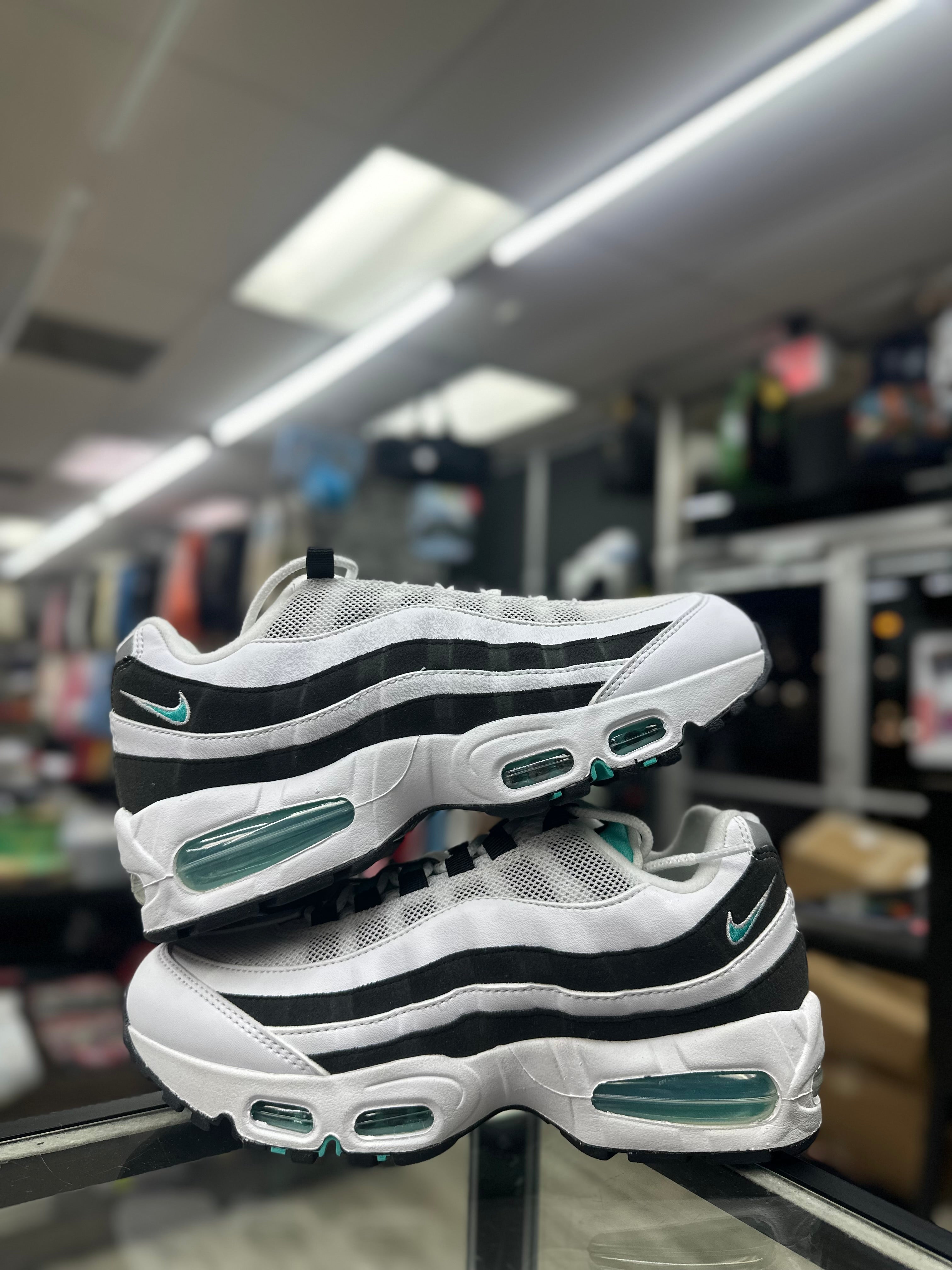 Nike Air Max 95 OG “White/Hyper Jade” (MEN) (IM7409-100)
