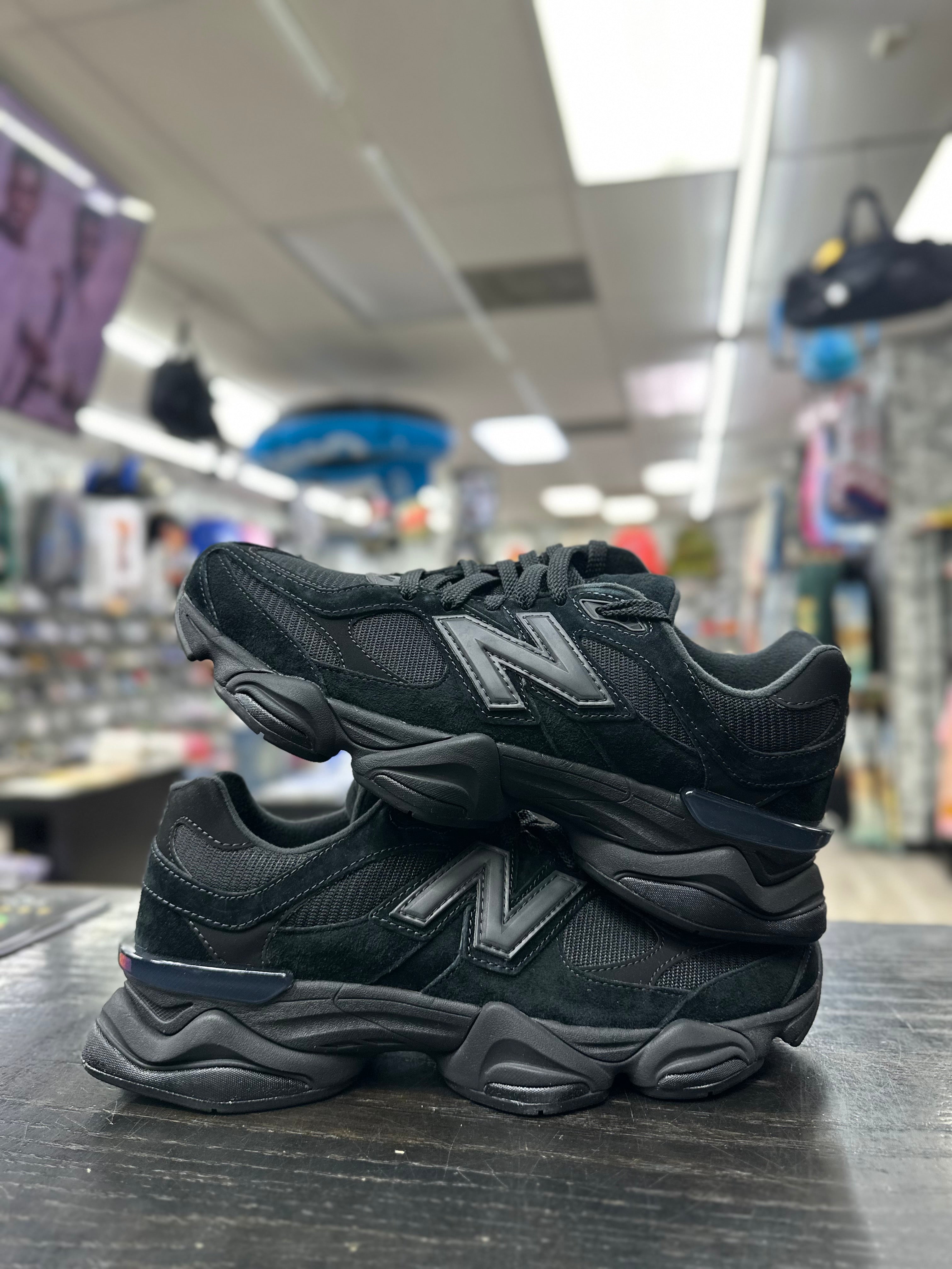 New Balance 9060 