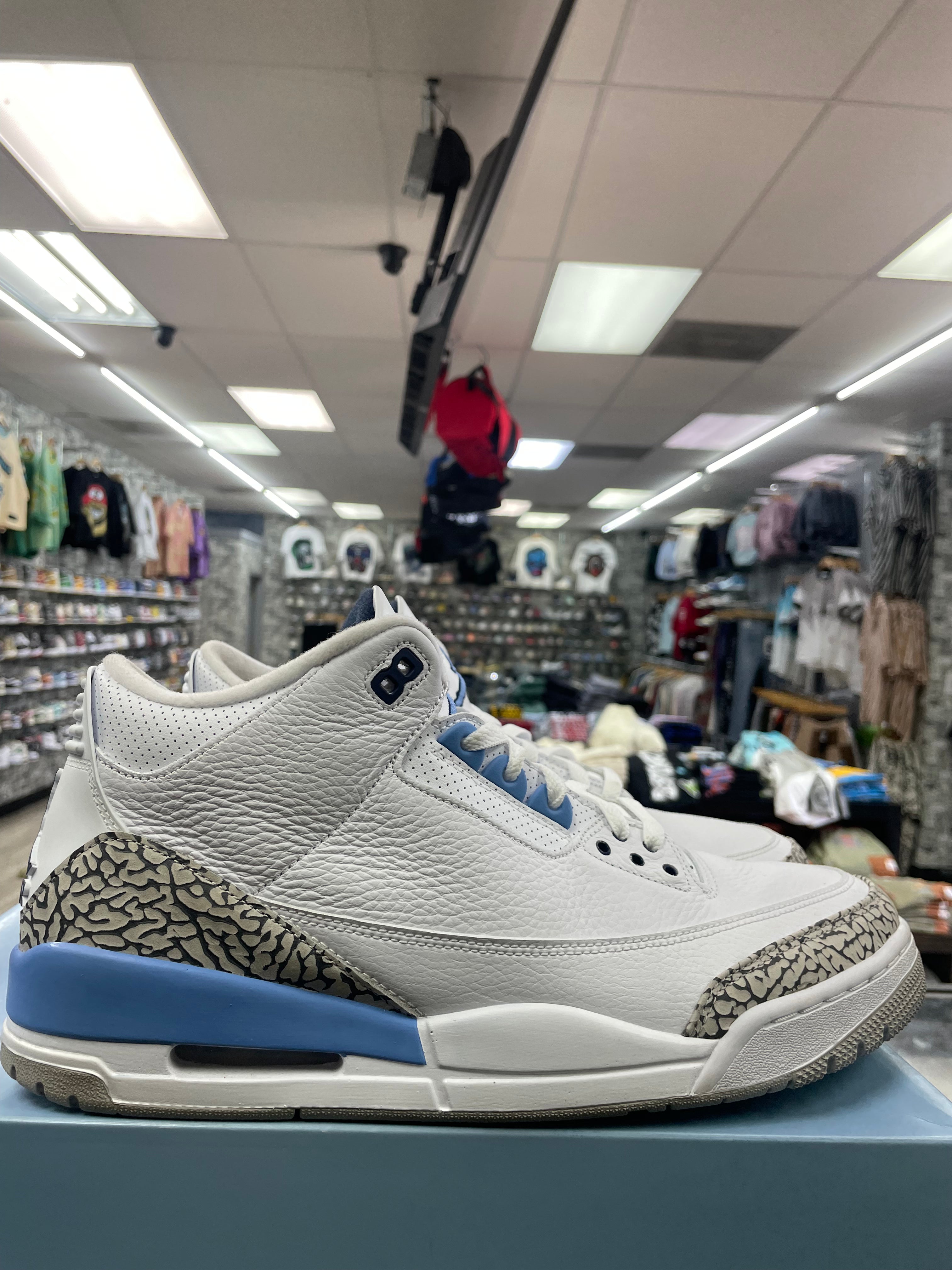 Air Jordan Retro 3 Unc Size 13 Preowned