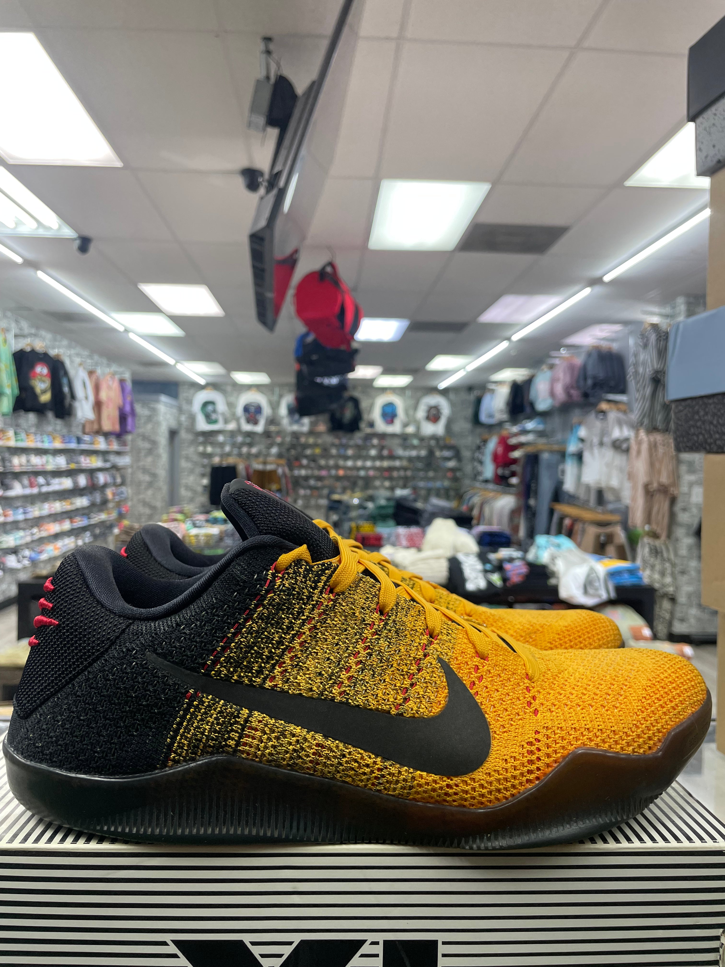 Nike Kobe 11 Elite Low “Bruce Lee” *Size 12 Preowned*