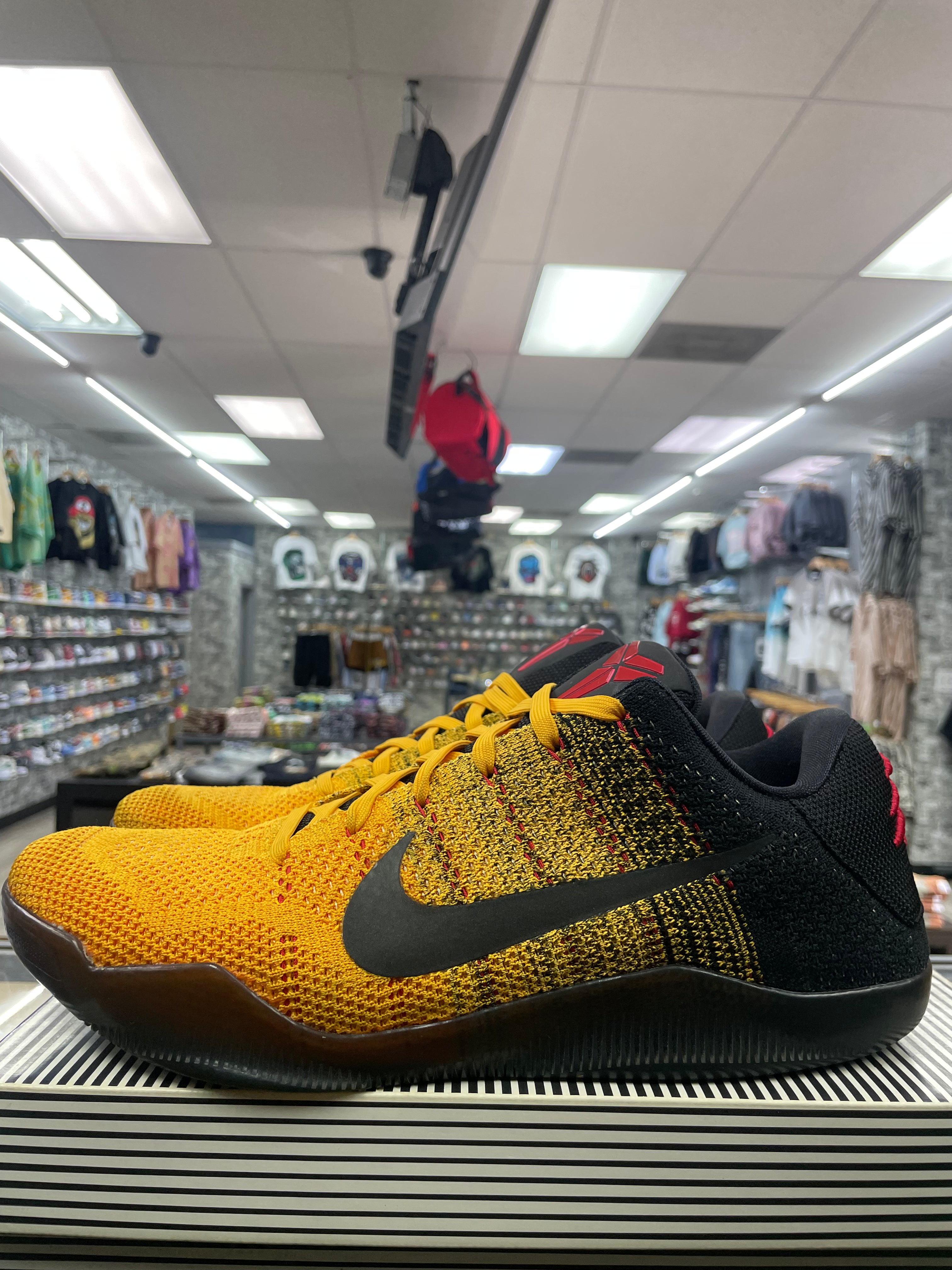 Nike Kobe 11 Elite Low “Bruce Lee” *Size 12 Preowned*