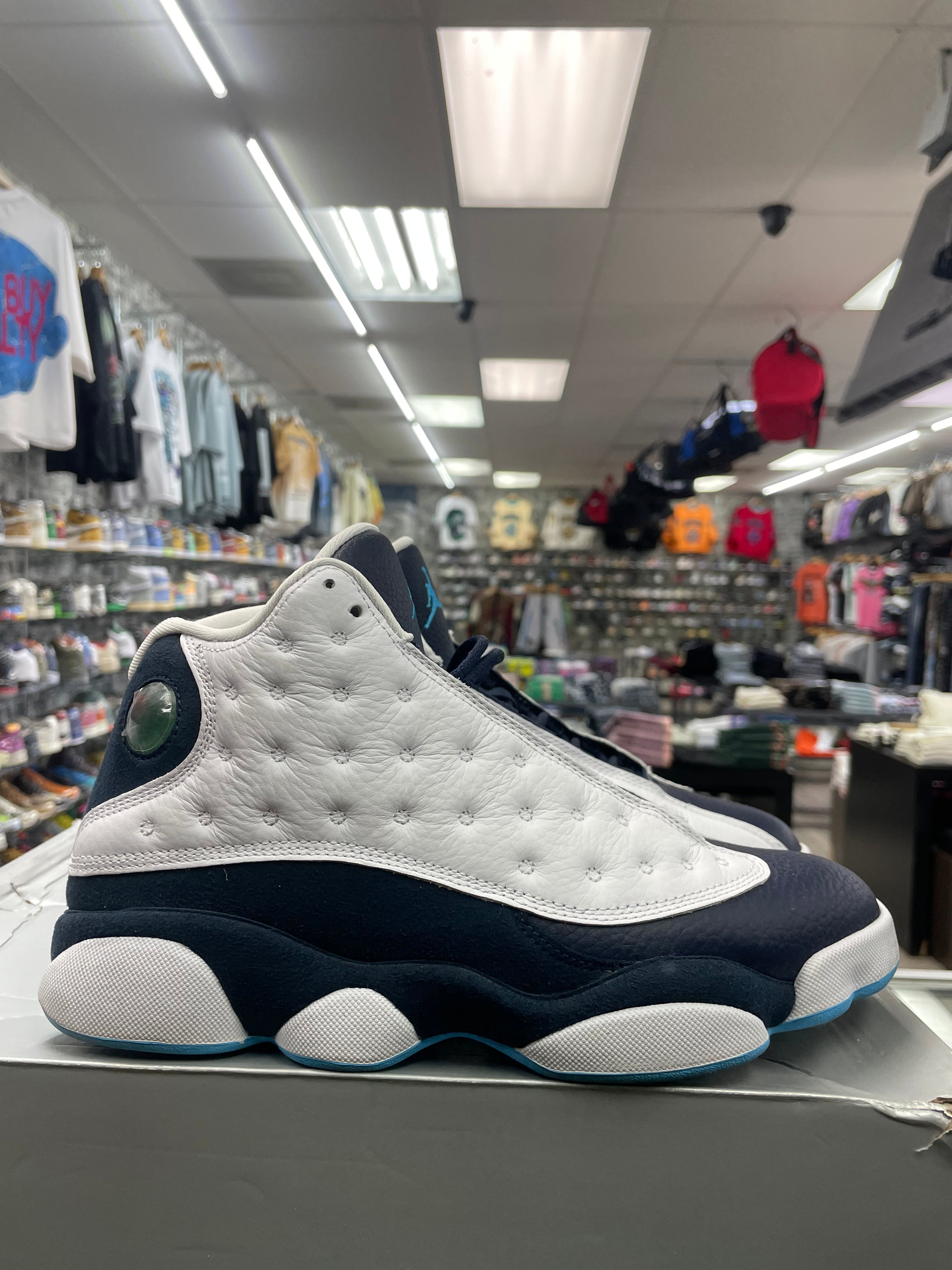 Air Jordan Retro 13 “Obsidian Powder Blue White” *Size 8 Preowned*