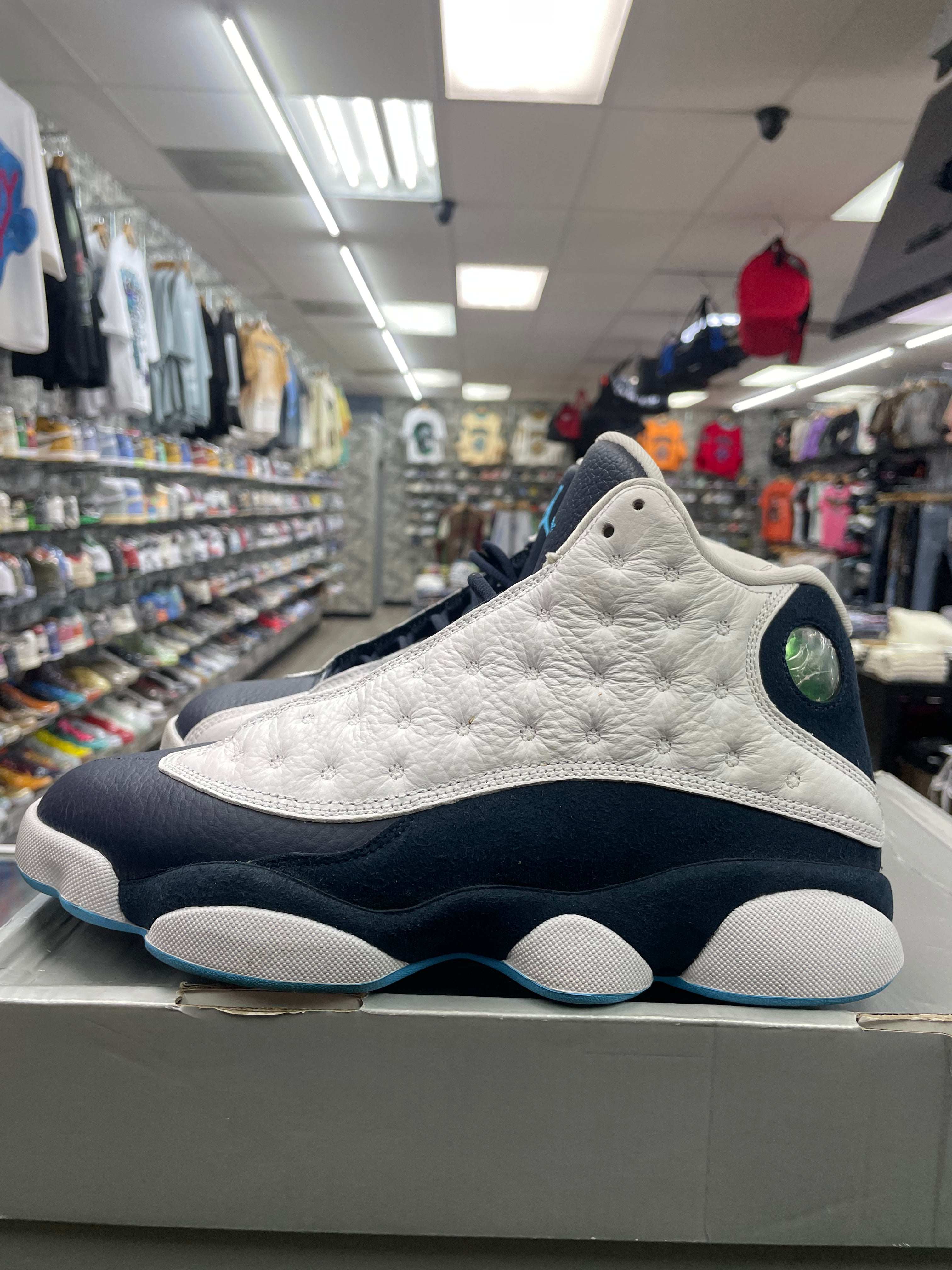 Air Jordan Retro 13 “Obsidian Powder Blue White” *Size 8 Preowned*