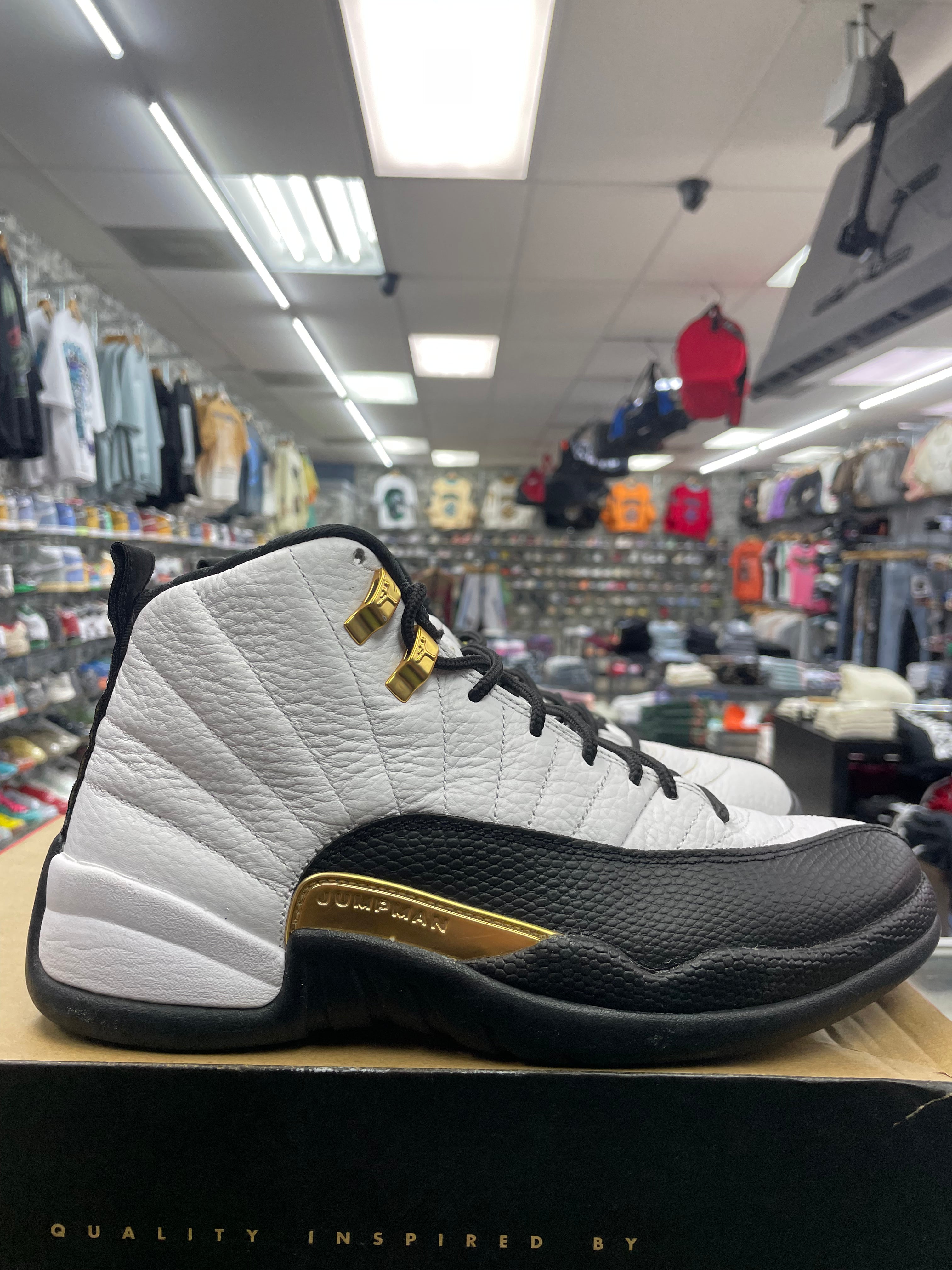 Air Jordan Retro 12 “Royalty Taxi” *Size 8.5 Preowned*