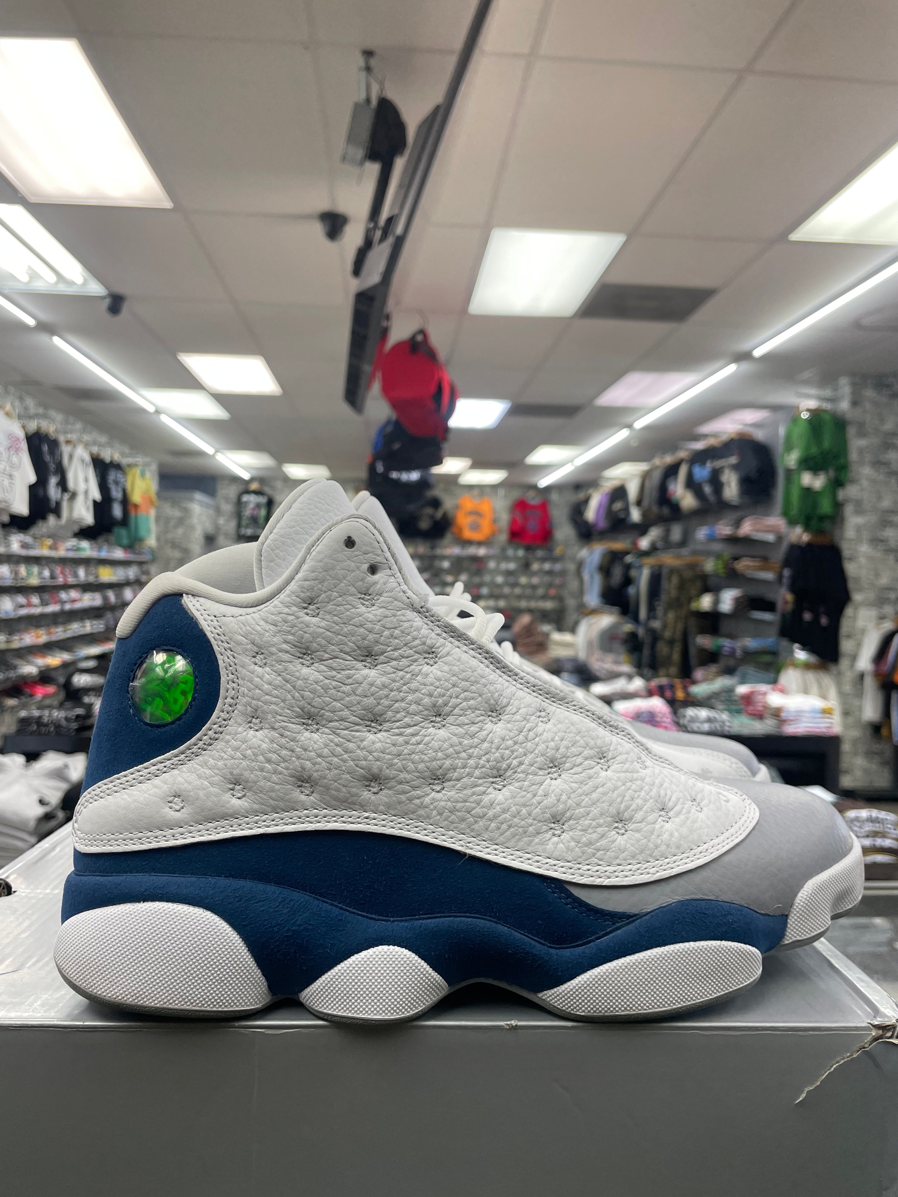 Air Jordan Retro 13 “French Blue” *Size 9 Preowned*