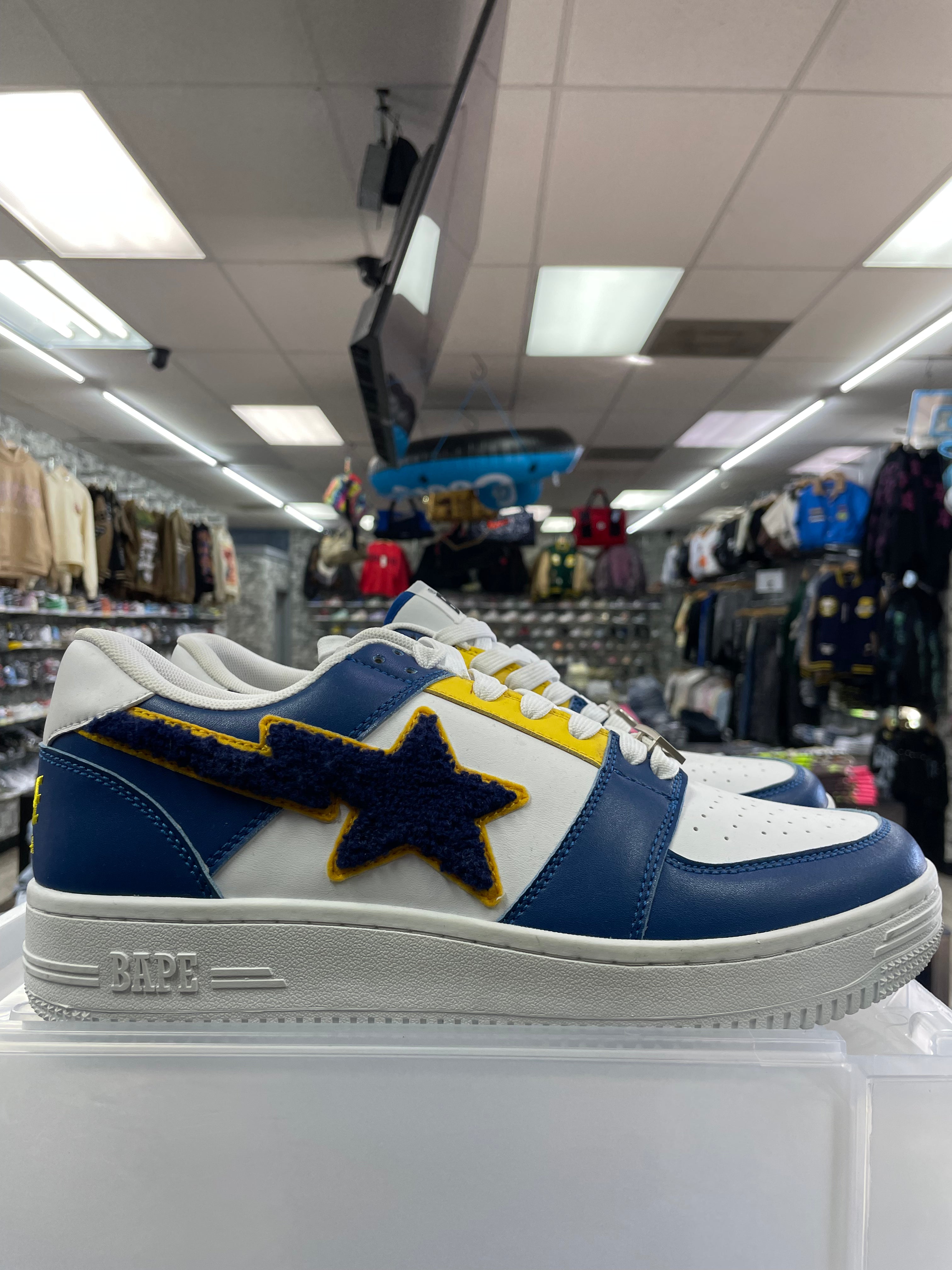 Bape Sta Low “Navy/White” *Size 11 Preowned*