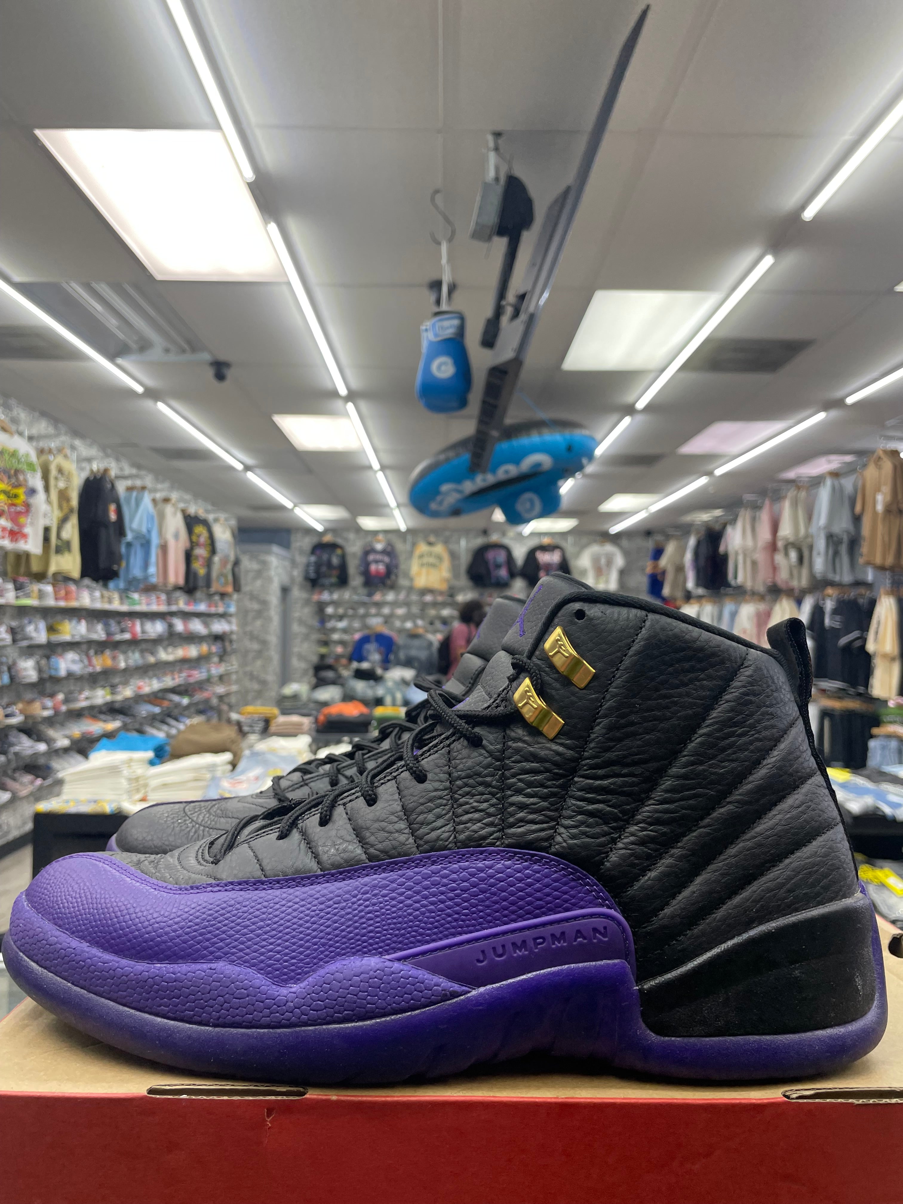 Air Jordan Retro 12 “Field Purple” Size 13 Preowned*