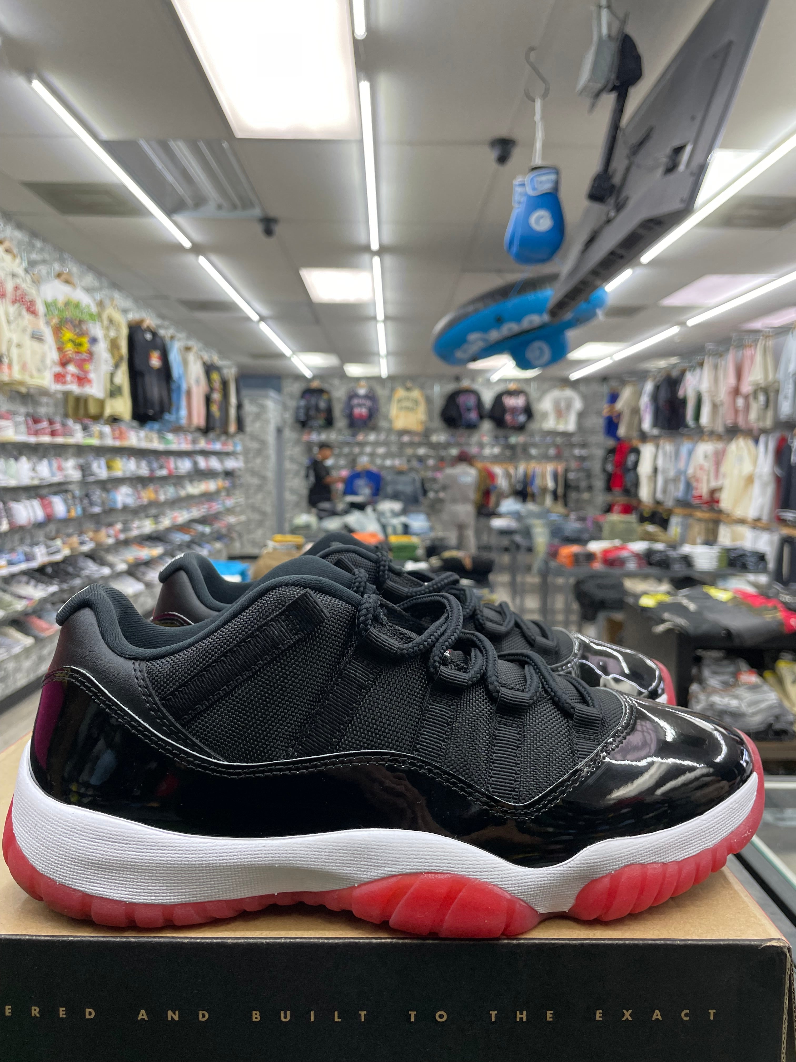 Air Jordan Retro 11 Low “Bred” *Size 10.5 Preowned*