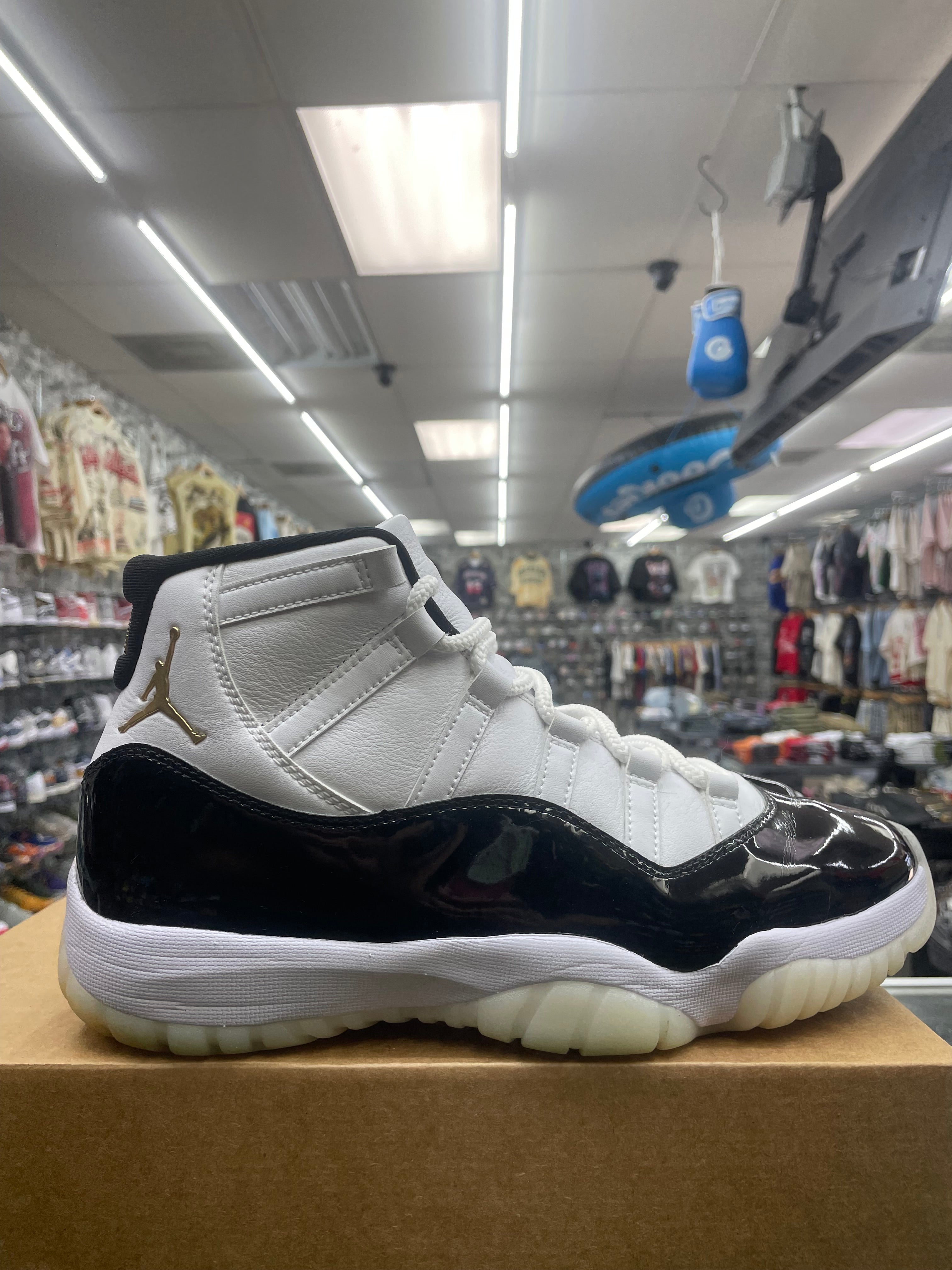 Air Jordan Retro 11 “Dmp” *Size 10 Preowned*