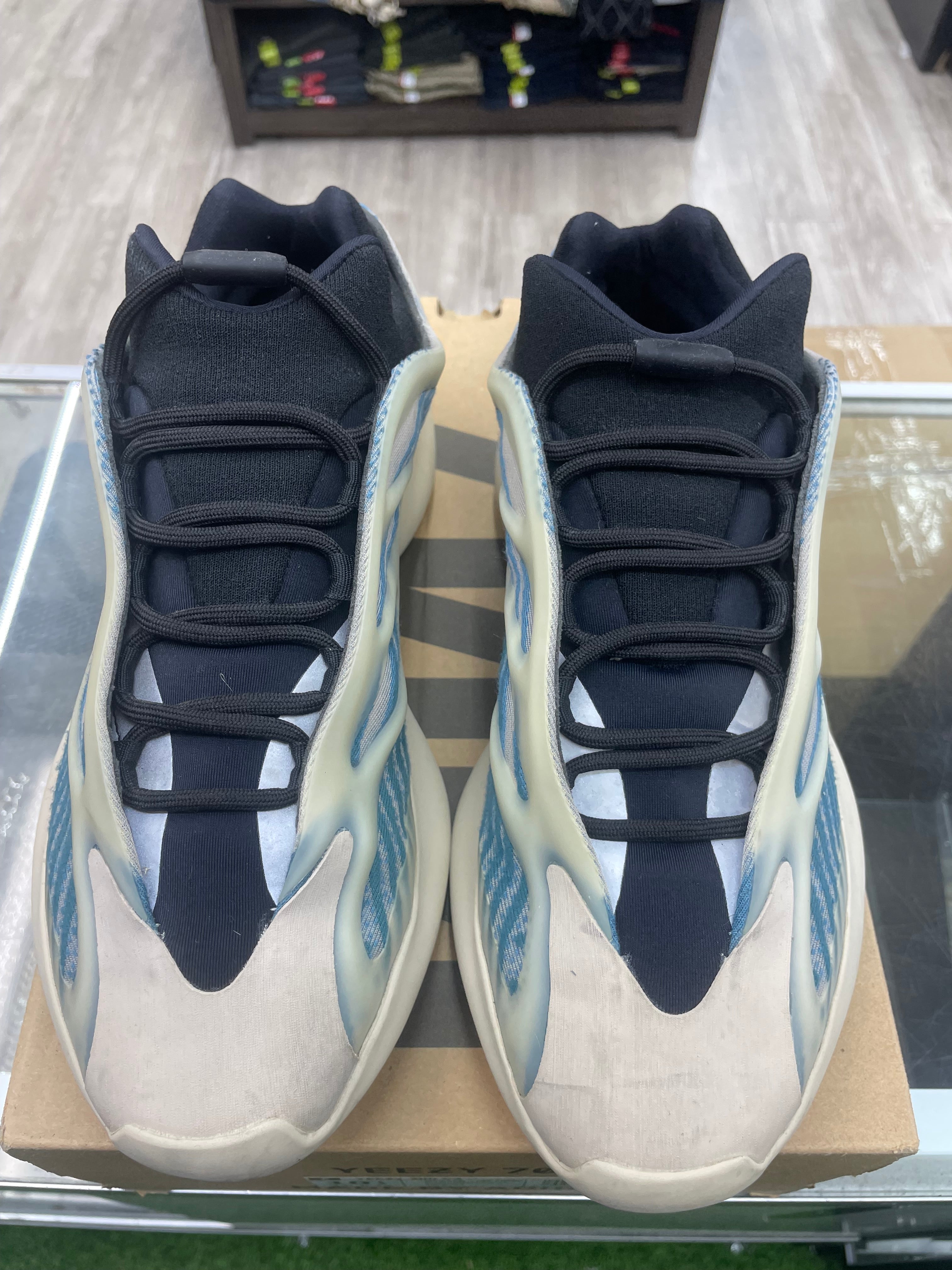 Yeezy 700 “Kyanite” *Size 10.5 Preowned*