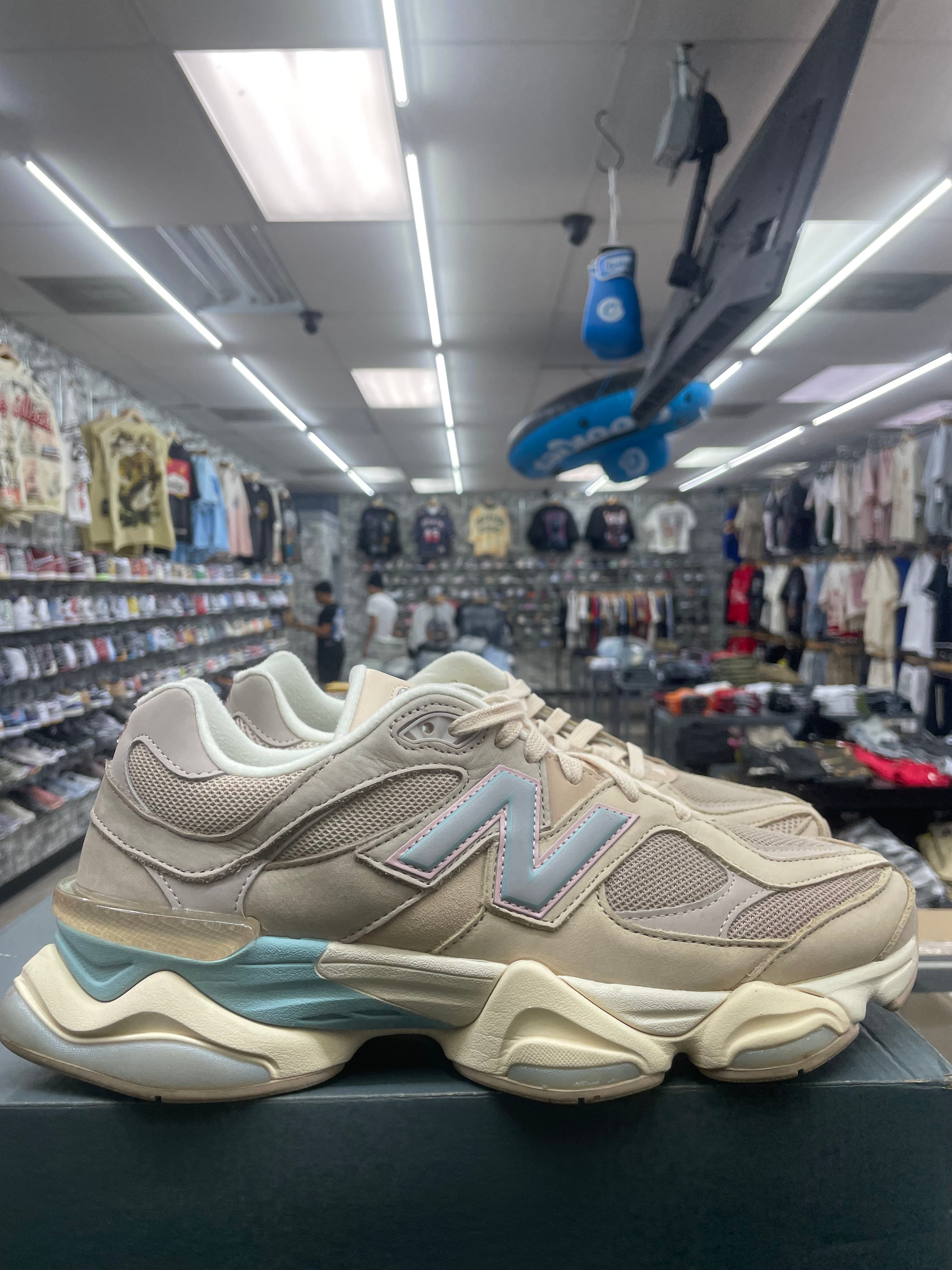 New Balance 9060 “Ivory Cream Pink Sand” *Size 11 Preowned*
