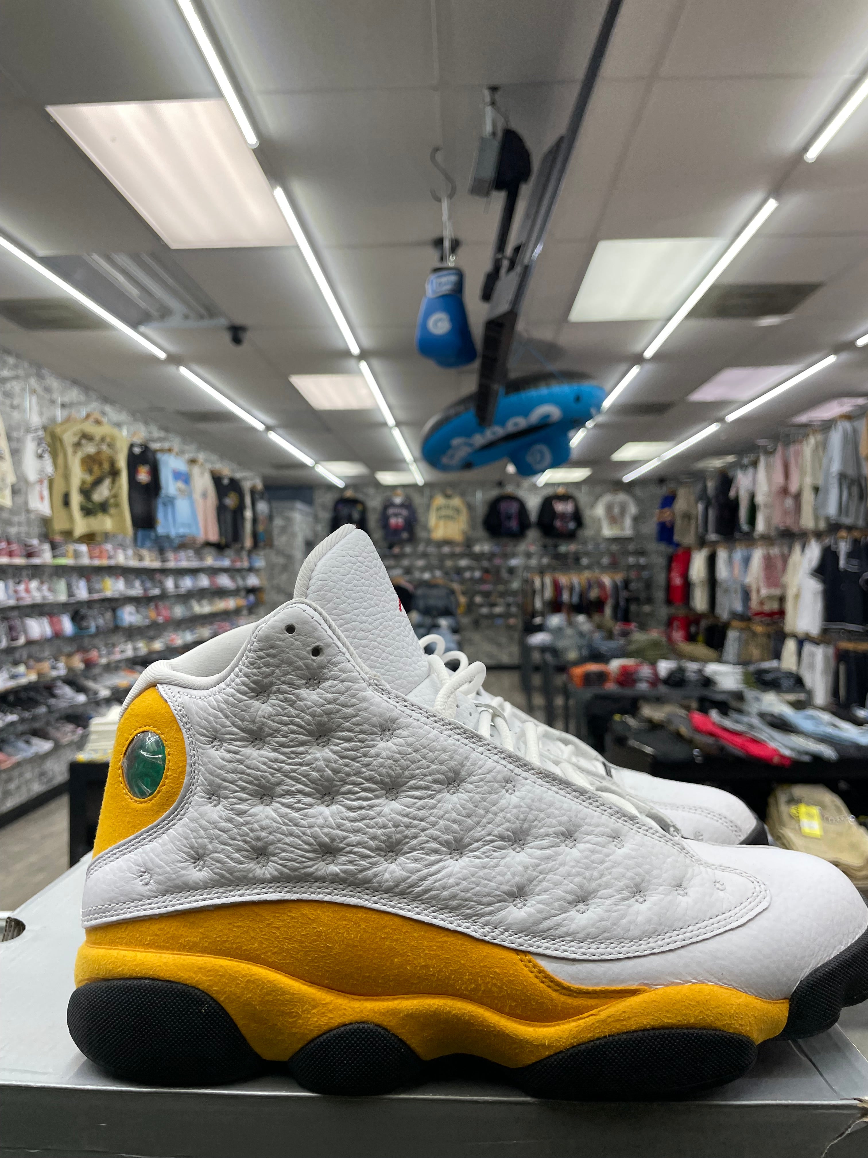 Air Jordan Retro 13 “Del Sol” *Size 10 Preowned*