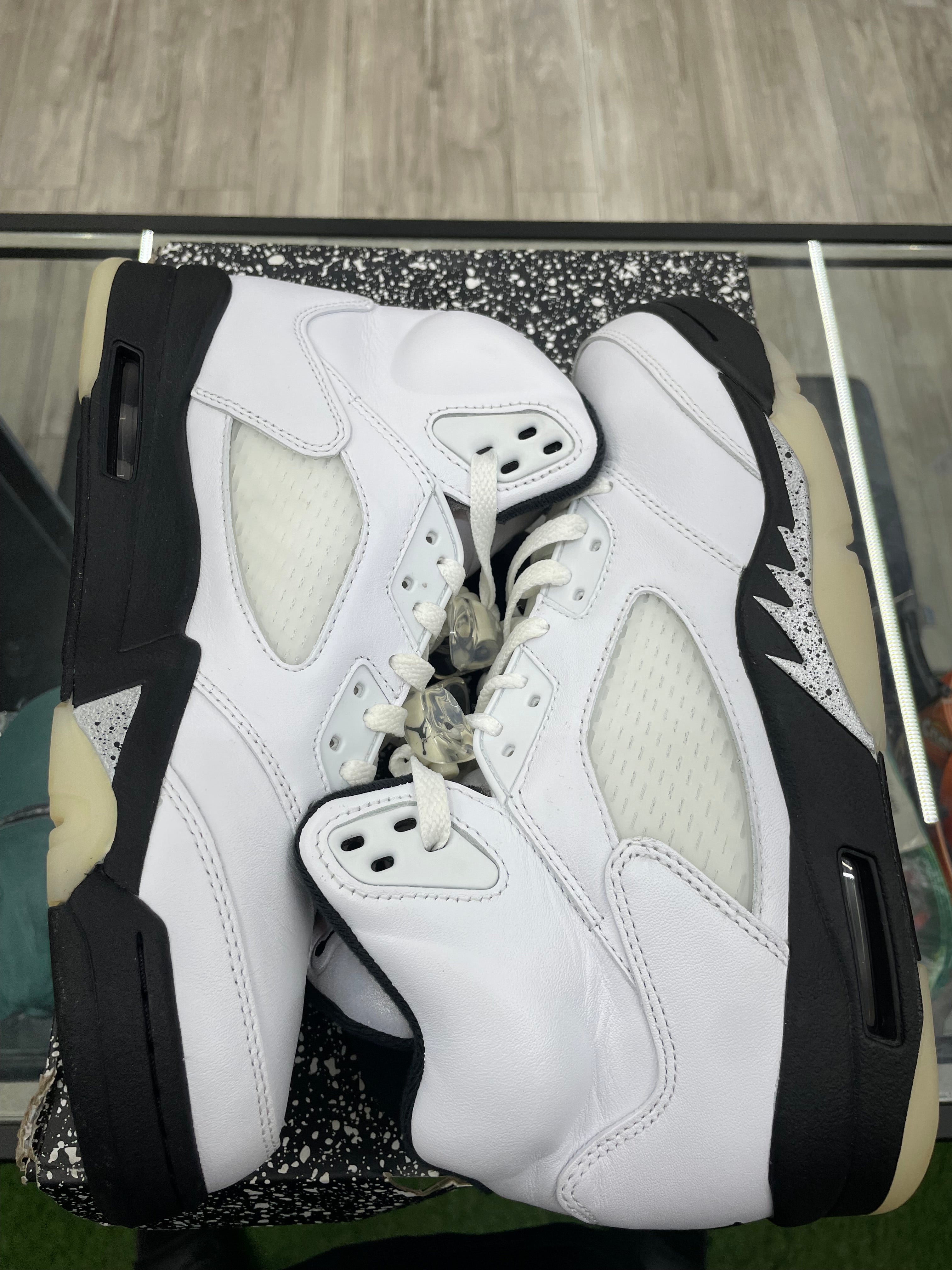 Air Jordan Retro 5 “Reverse Metallic” *Size 8.5 Preowned*