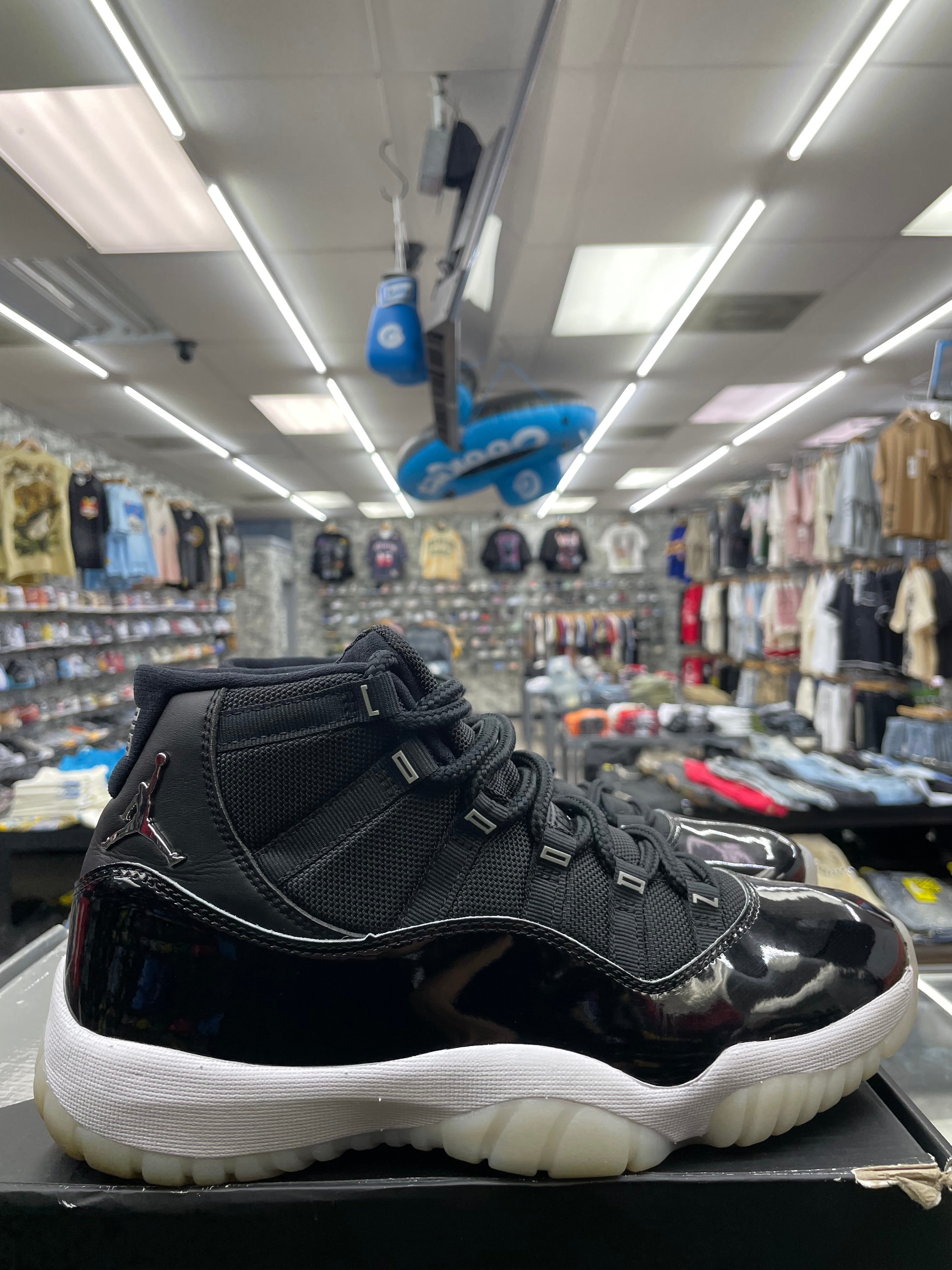 Air Jordan Retro 11 “Jubilee 25th Anniversary” *Size 8.5 Preowned*