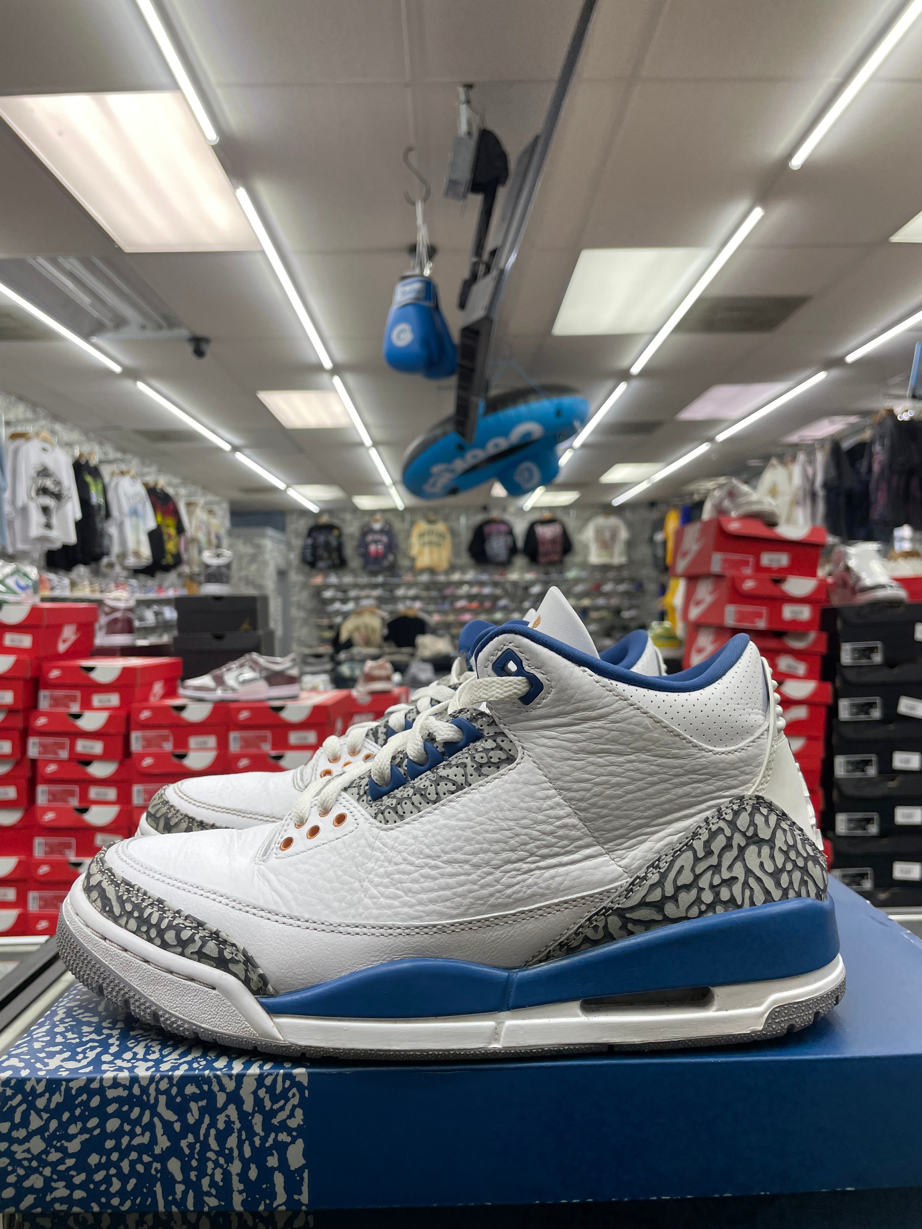 Air Jordan Retro 3 “Wizard” *Size 8.5 Preowned*