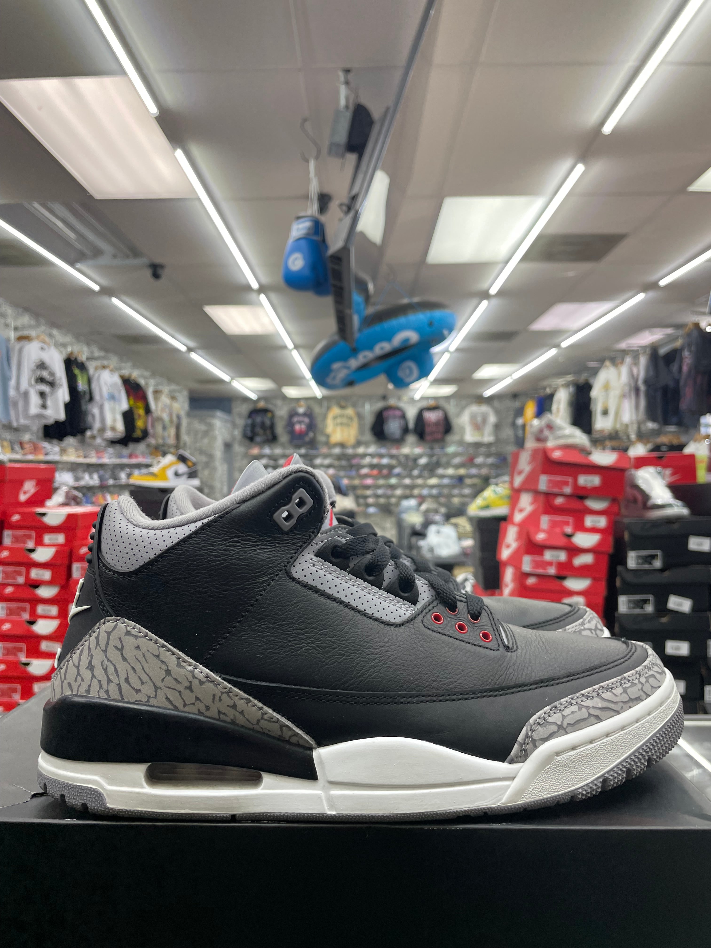Air Jordan Retro 3 “Black Cement” *Size 9.5 Preowned*