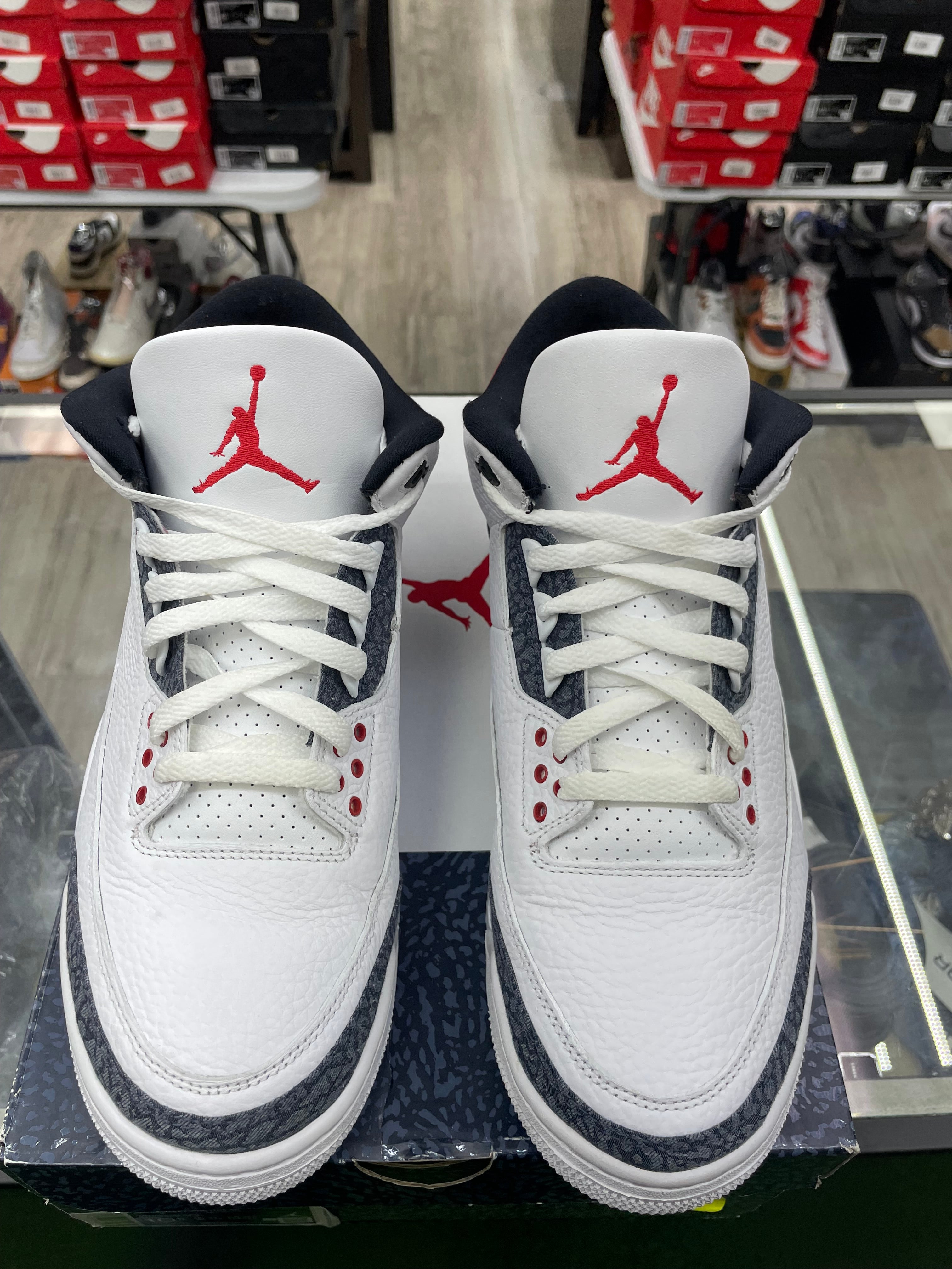 Air Jordan Retro 3 “SE Fire Red Denim” *Size 10.5 Preowned*