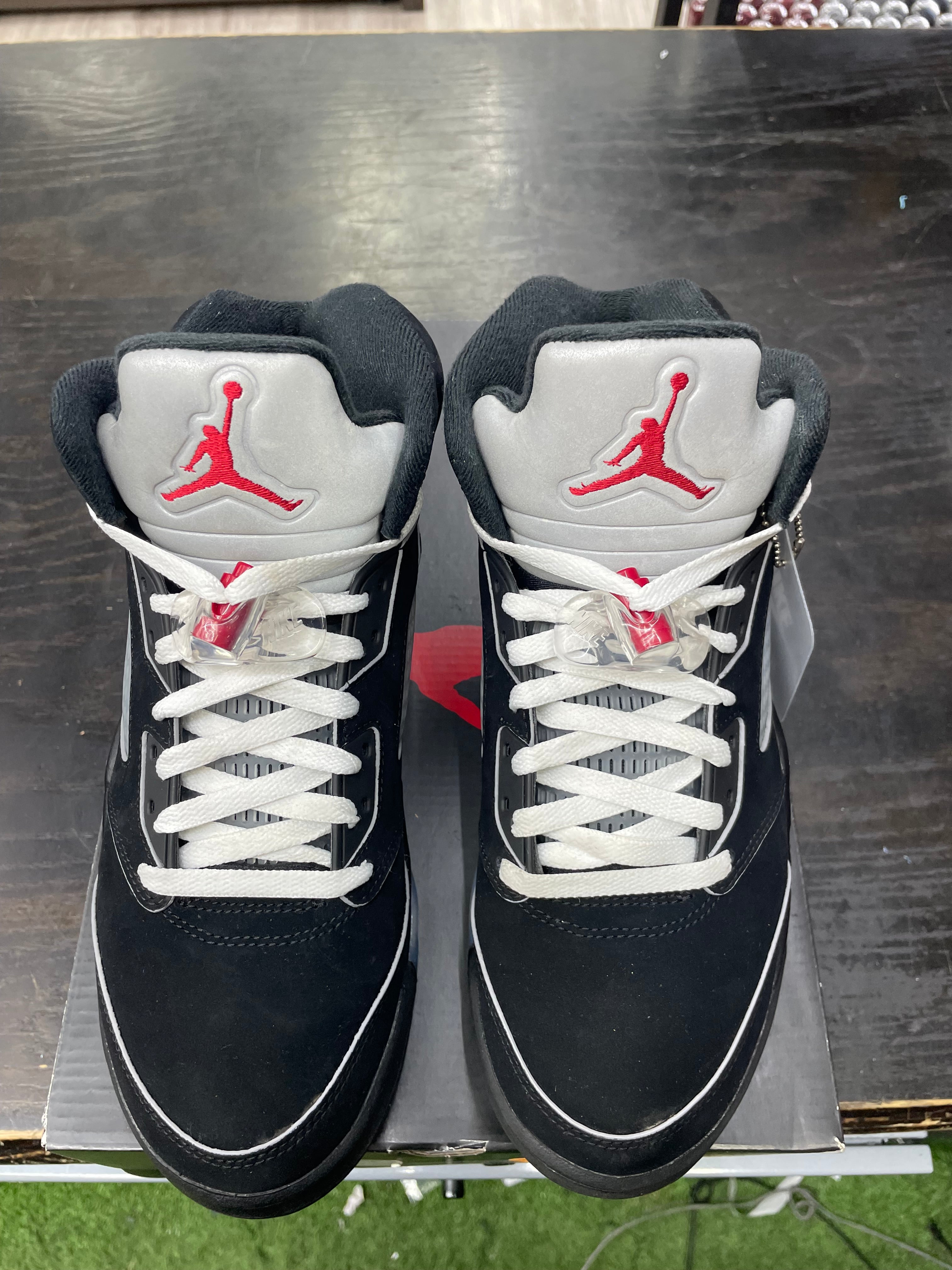 Air Jordan Retro 5 “Black Metallic Reimagined” *Size 8.5 Preowned*